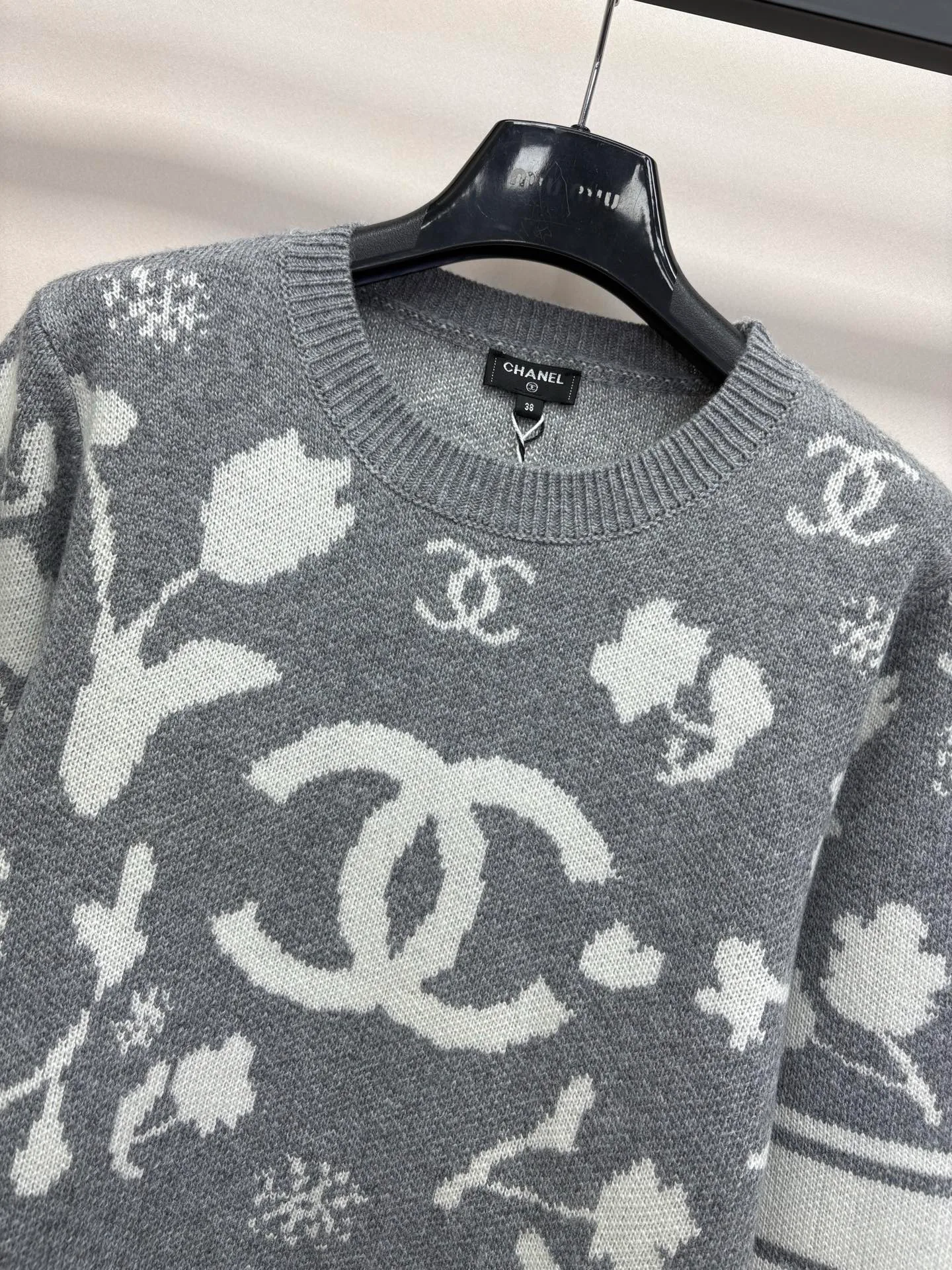 Women's Jumpers And Sweaters CHANEL 17696372