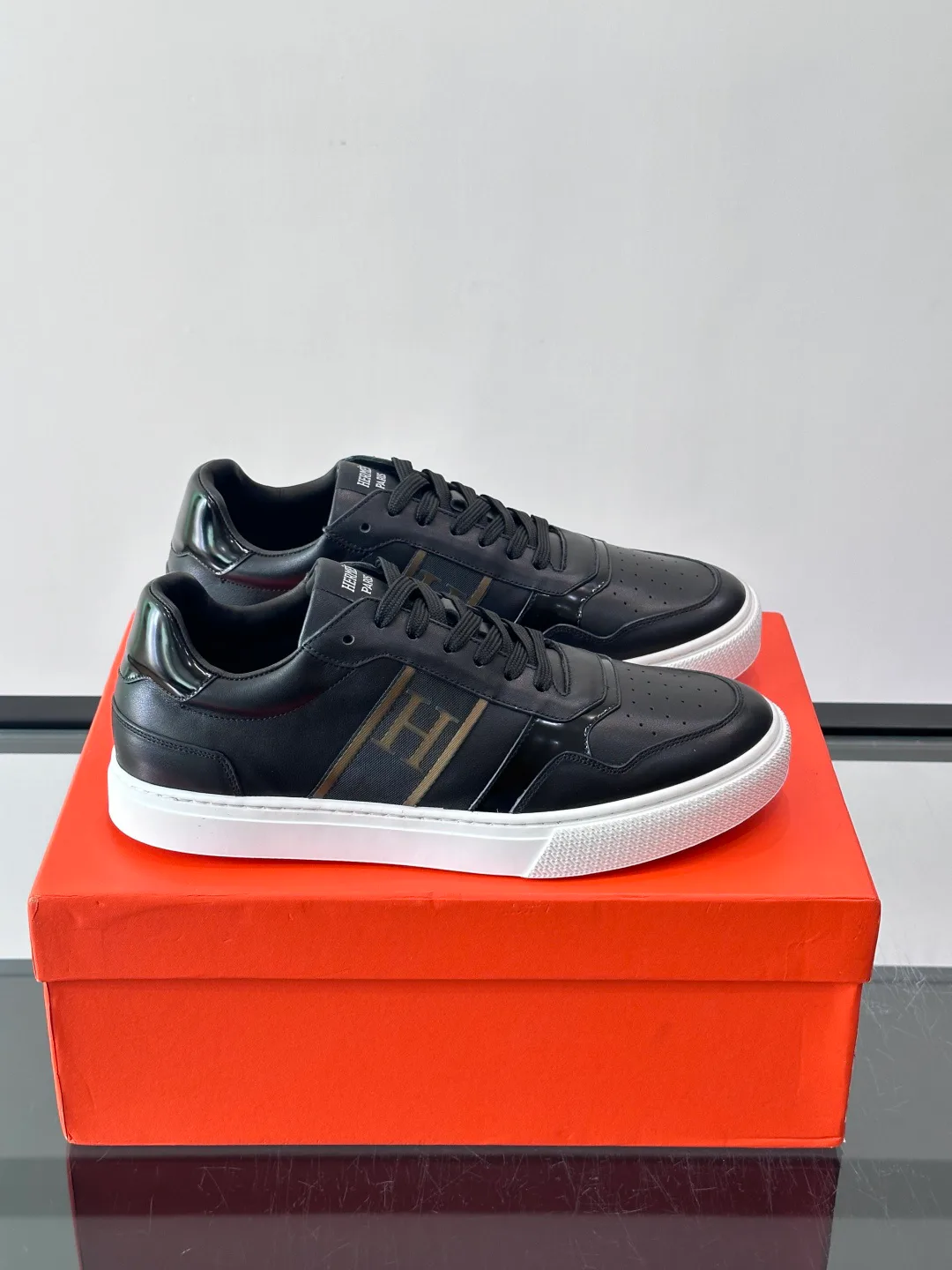 Women's Sneakers HERMES 17349430