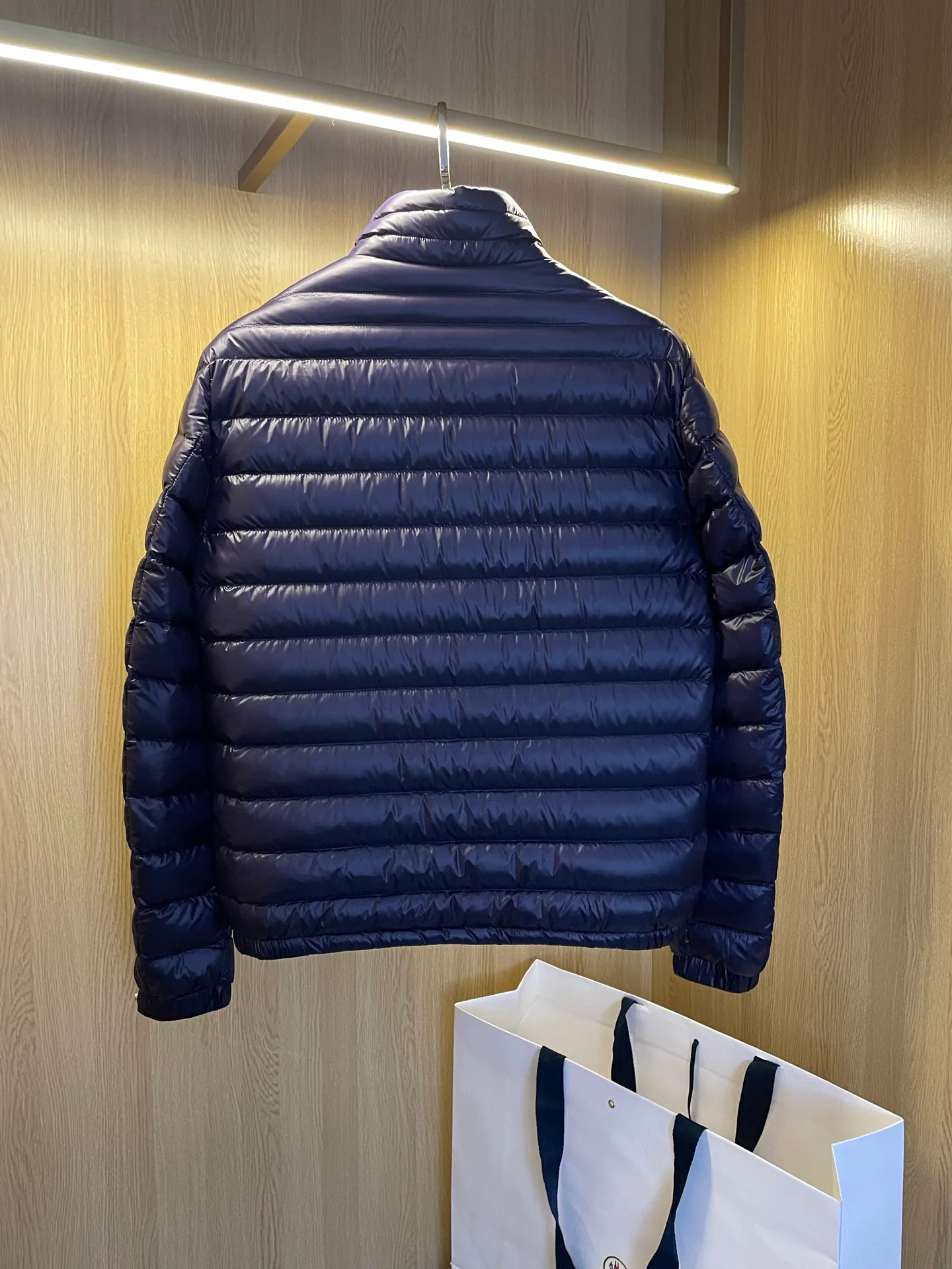 Women's Jackets And Down Jackets MONCLER 17941149