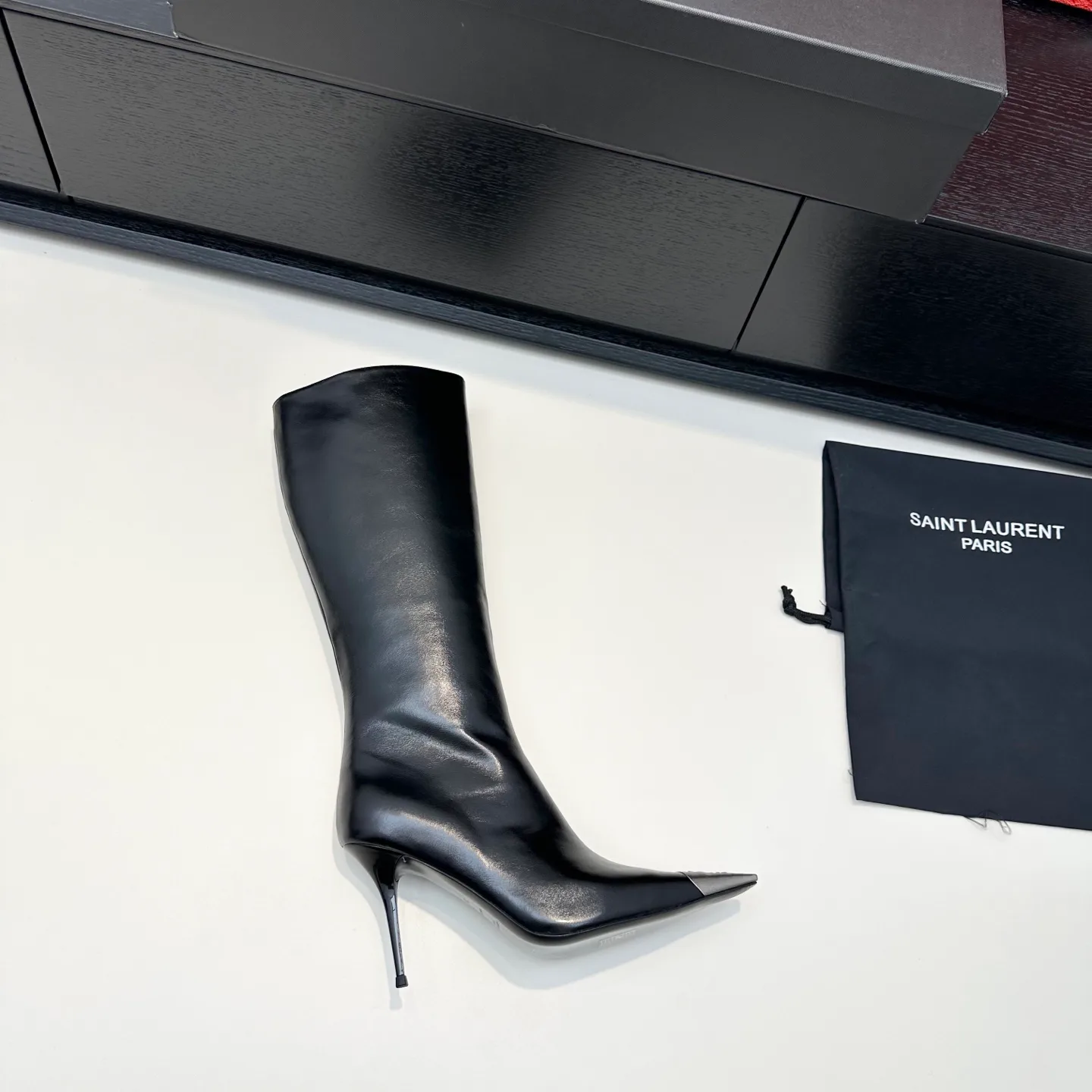 Сапоги Женские Saint Laurent 18676600