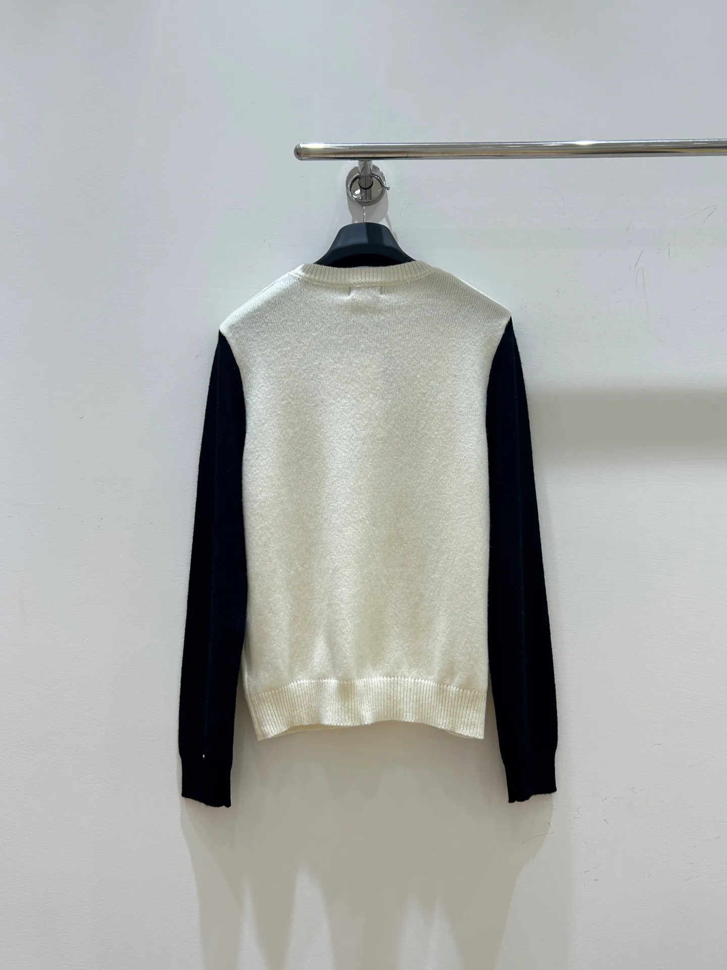 Women's Jumpers And Sweaters CHANEL 18096619