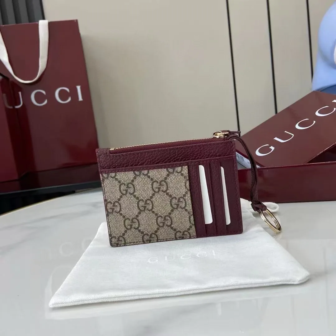 Women's Clutches GUCCI 17882884