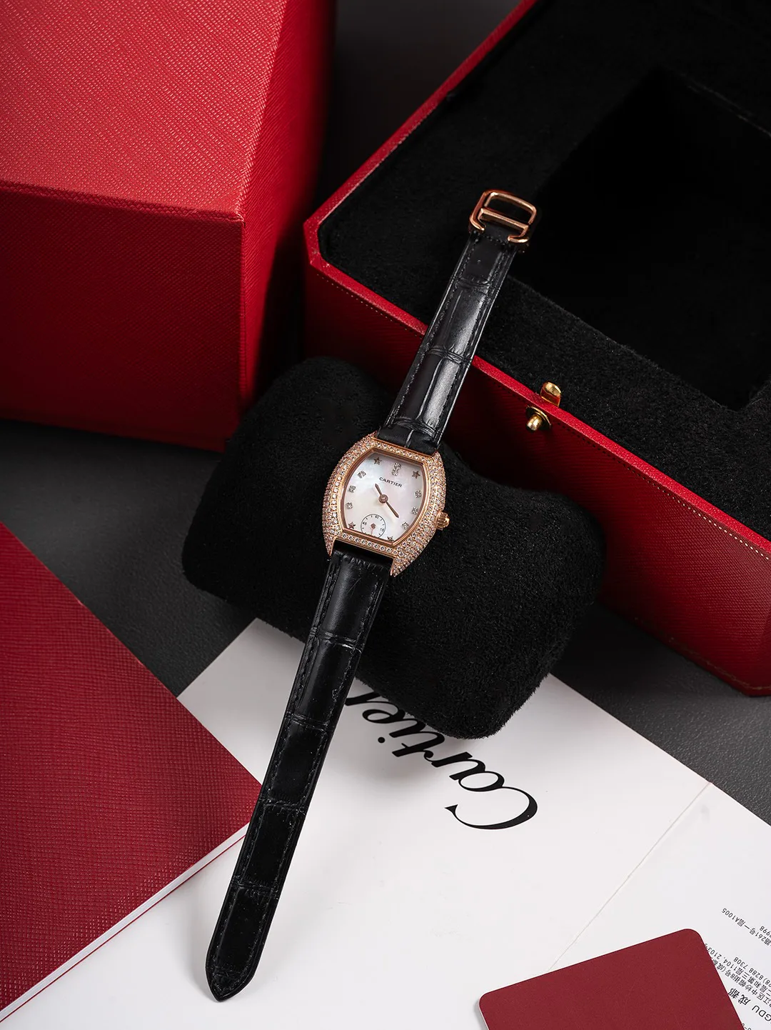 Women's Watches CARTIER 18504502