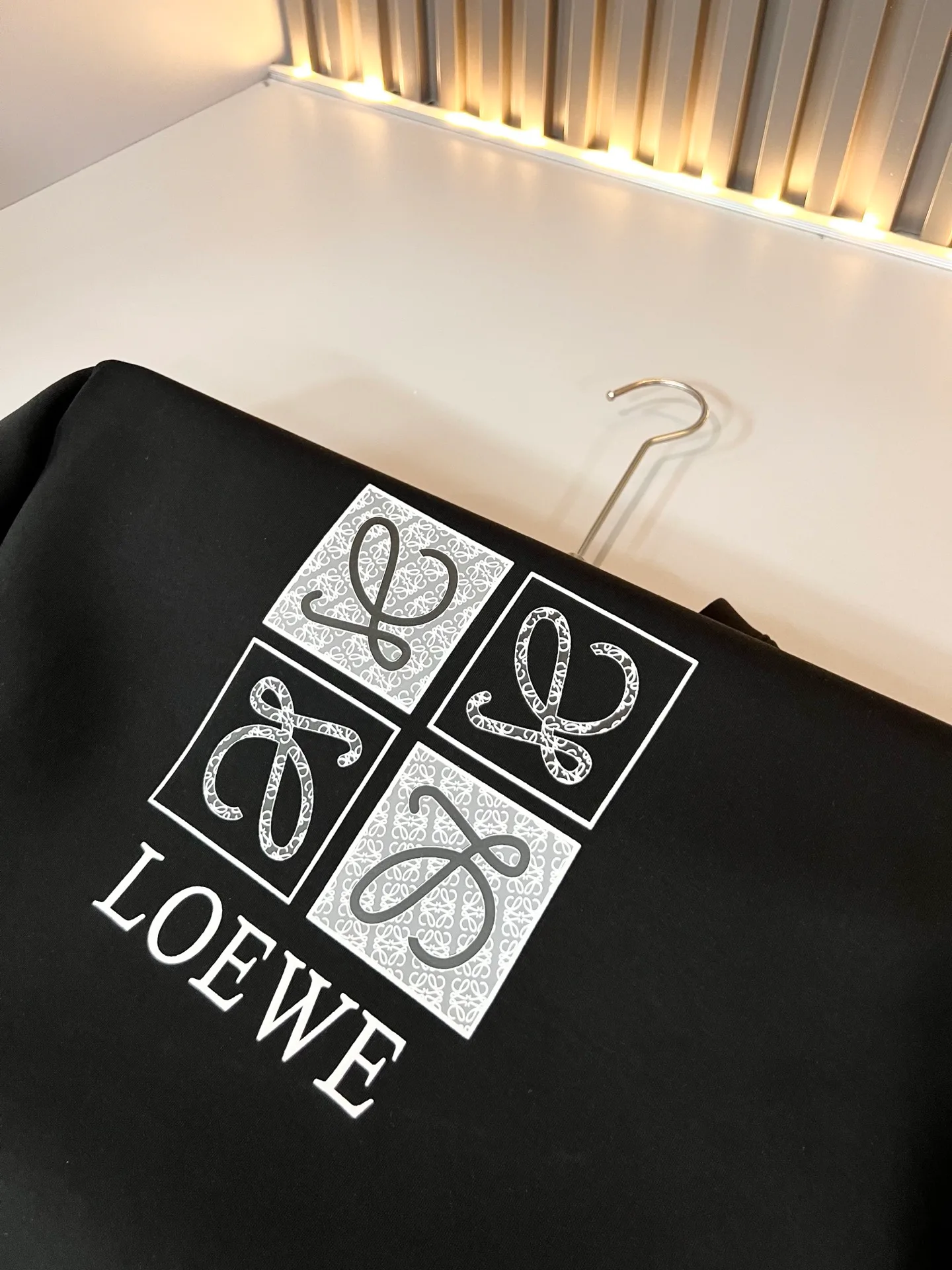Men's Sweatshirts And Hoodies LOEWE 18446404