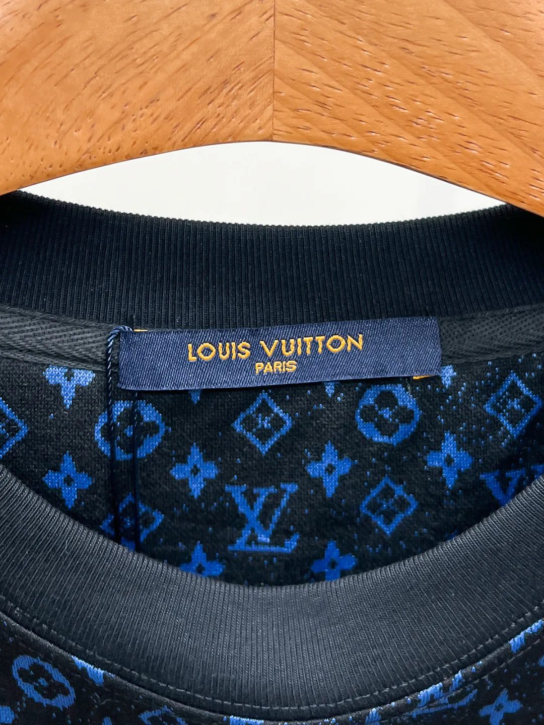 Men's T-Shirts LOUIS VUITTON 18499487