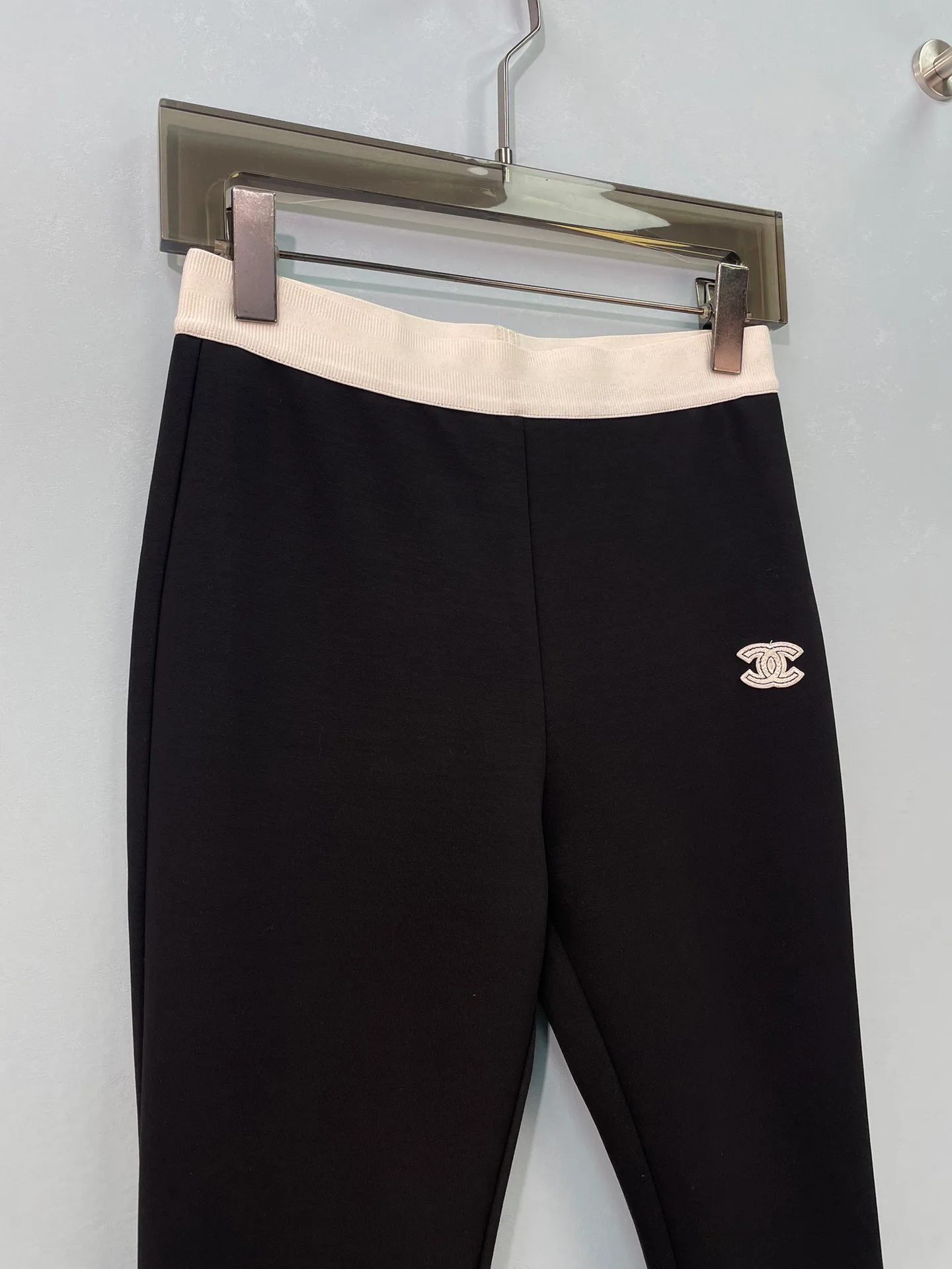 Women's Trousers CHANEL 17893096