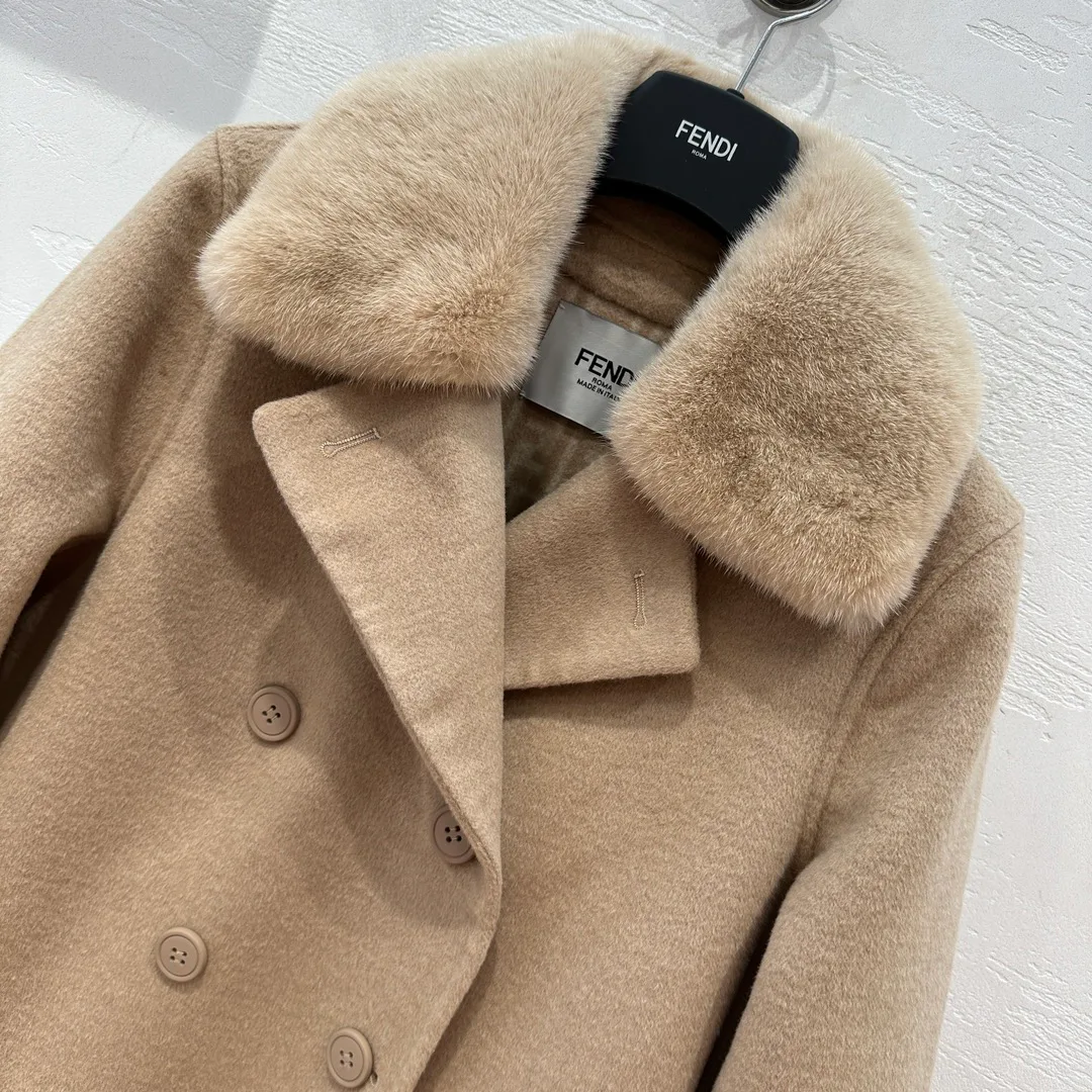 Women's Coats FENDI 18064293