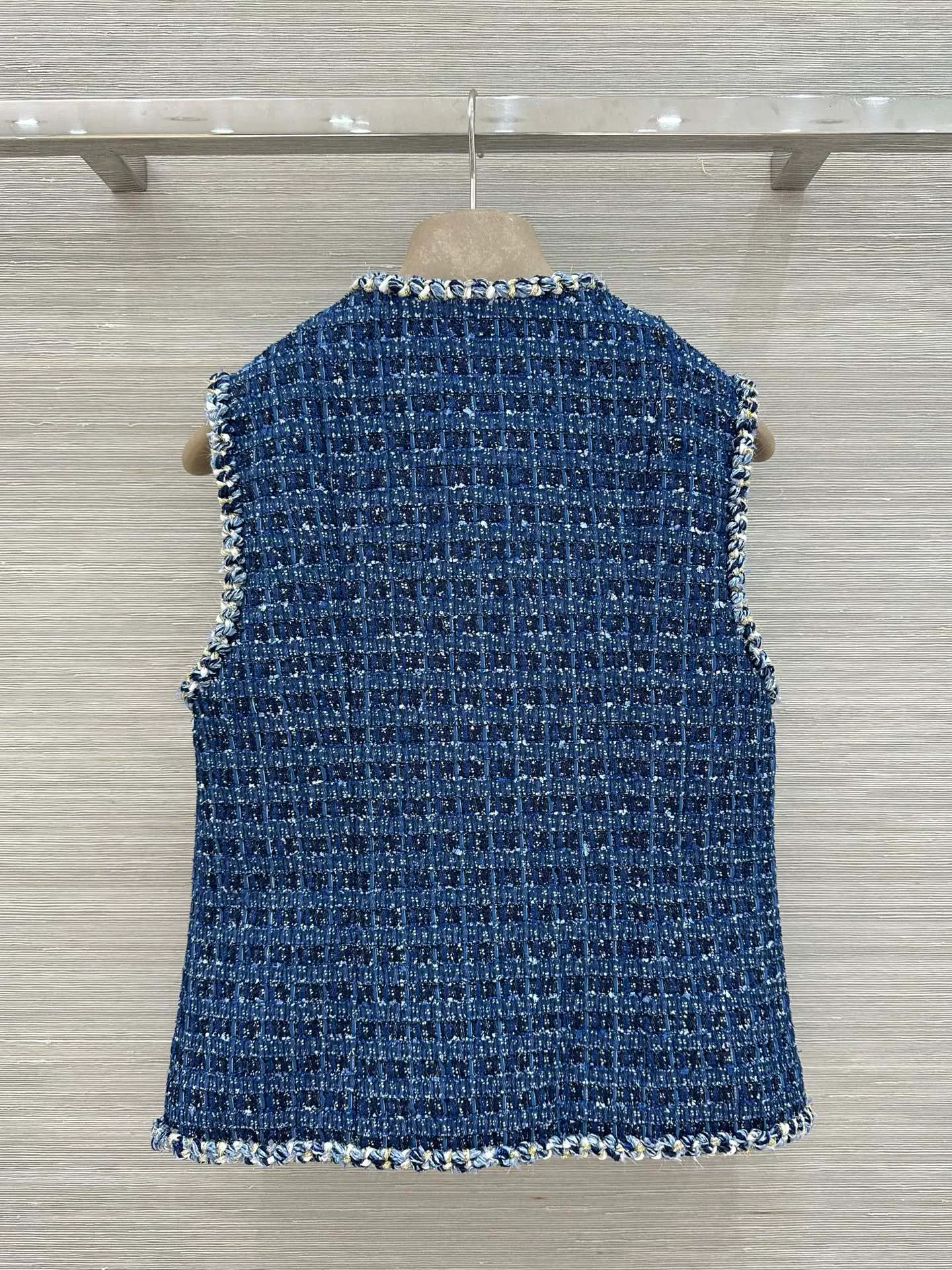 Women's Vests CHANEL 18027441
