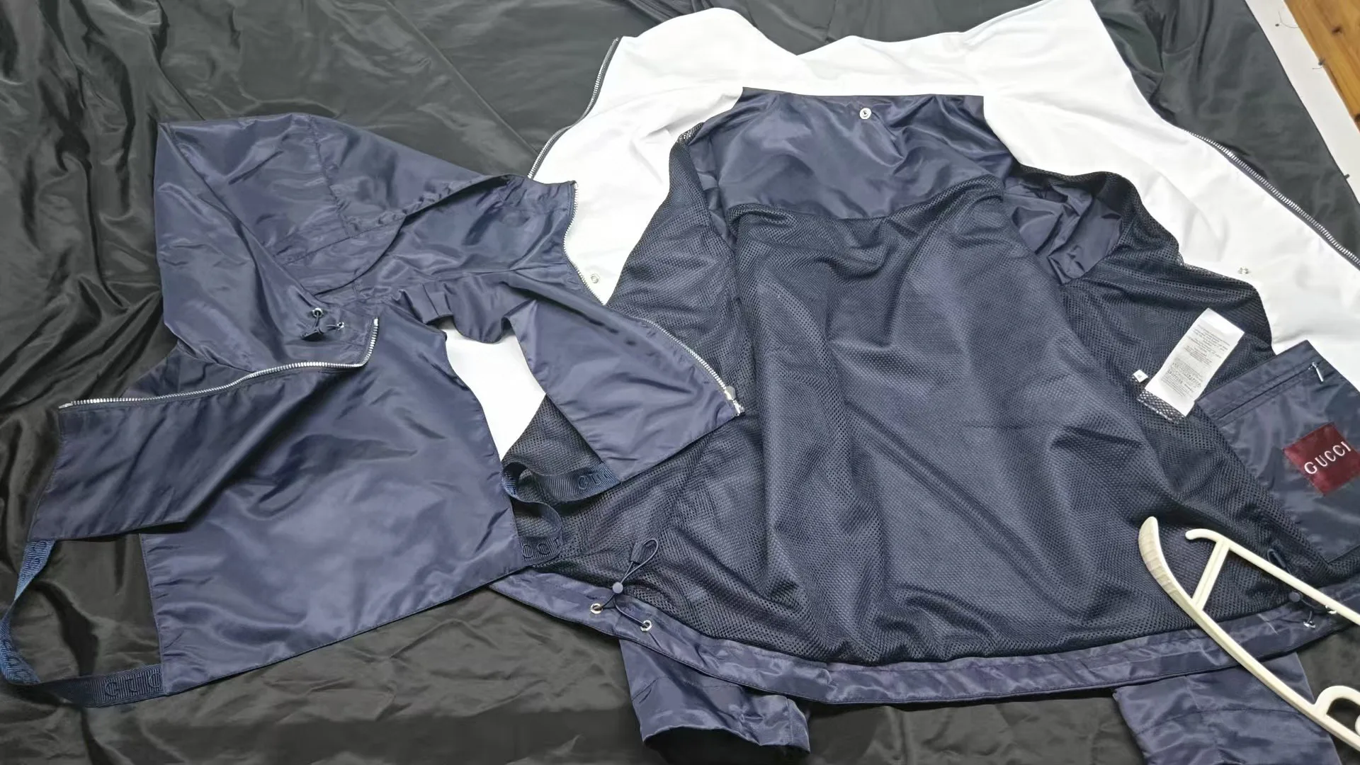 Men's Jackets And Down Jackets GUCCI 17571904