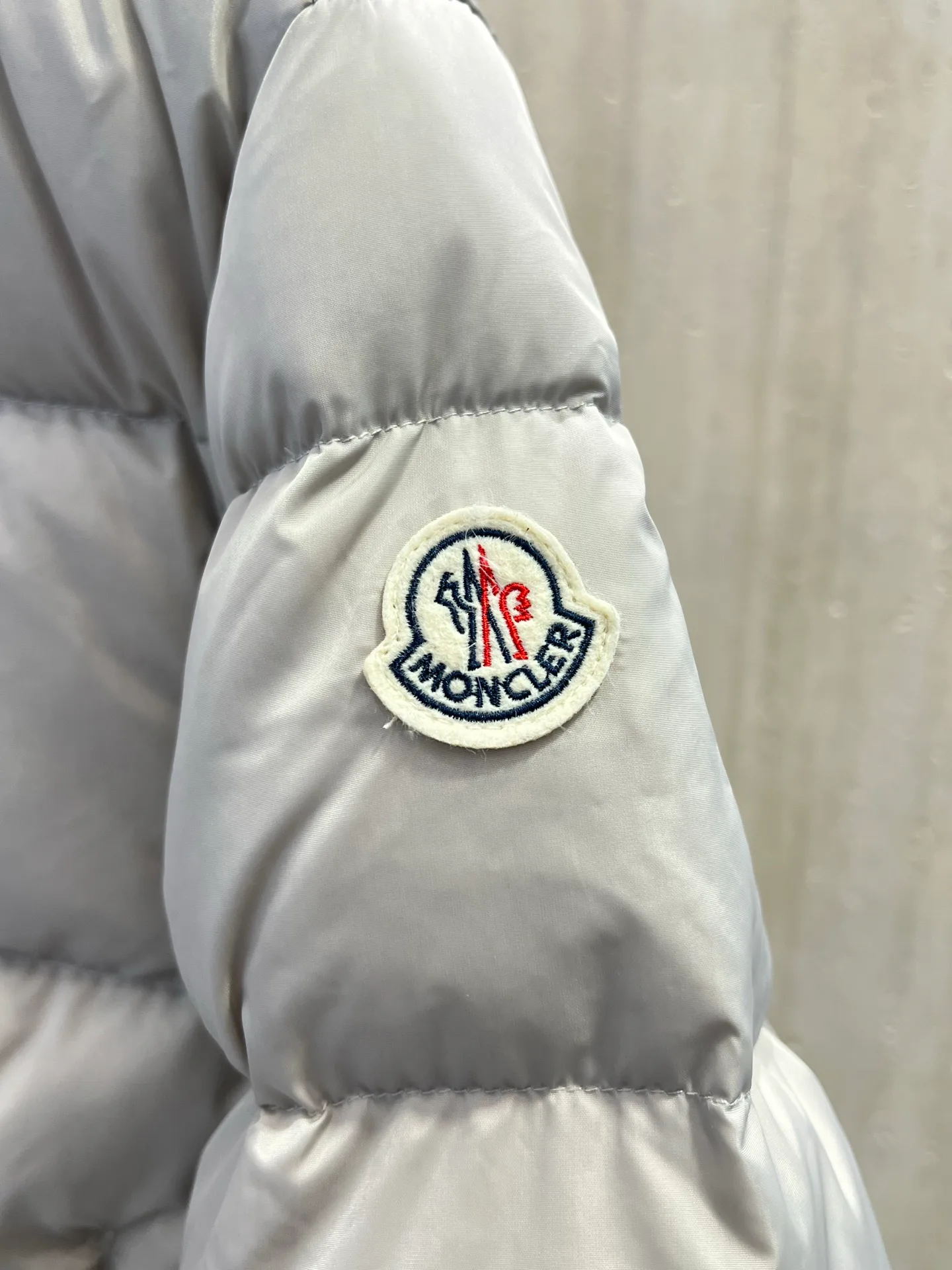 Куртки И Пуховики Мужские Moncler 18634318