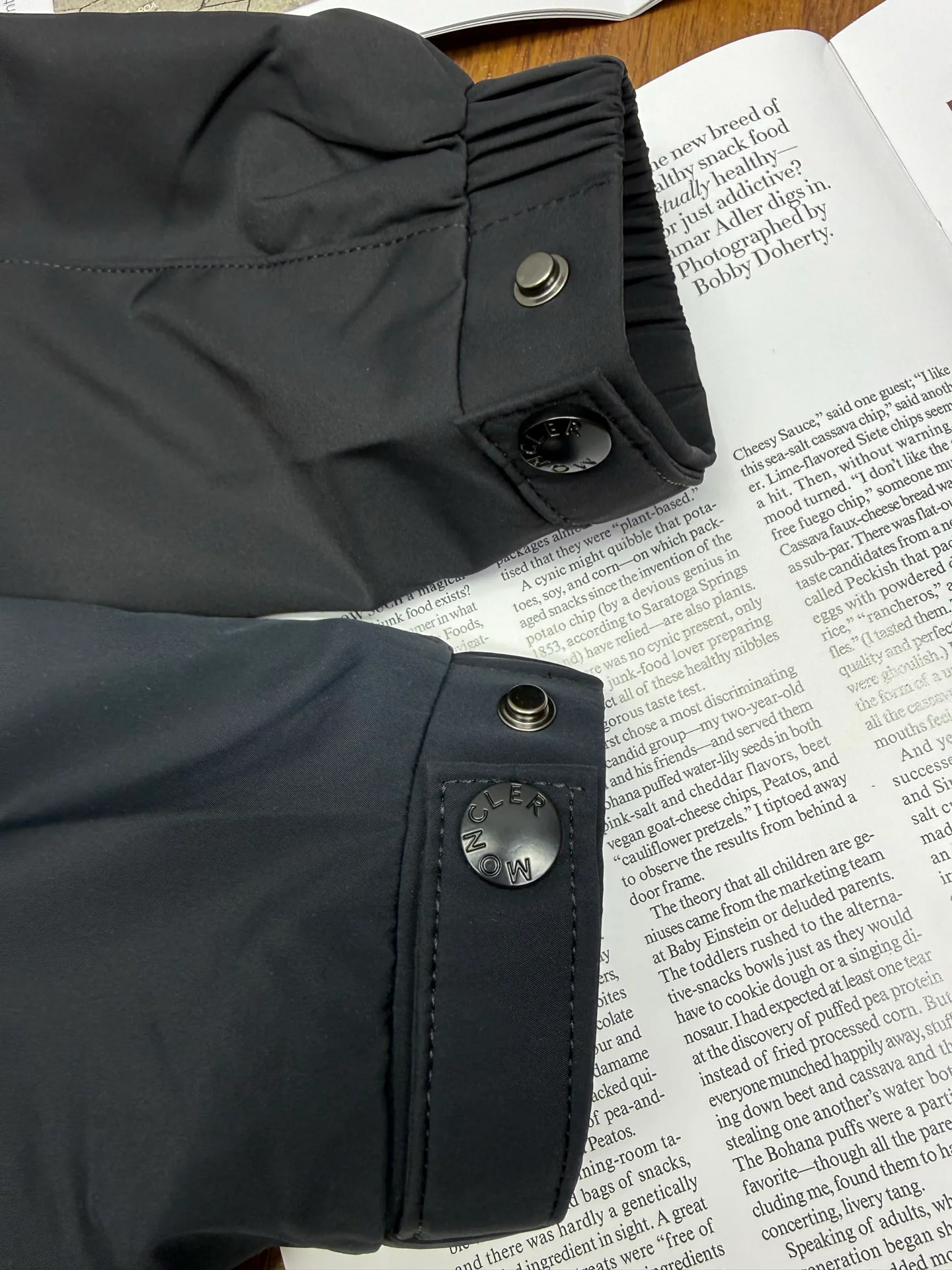 Men's Jackets And Down Jackets MONCLER 18068731