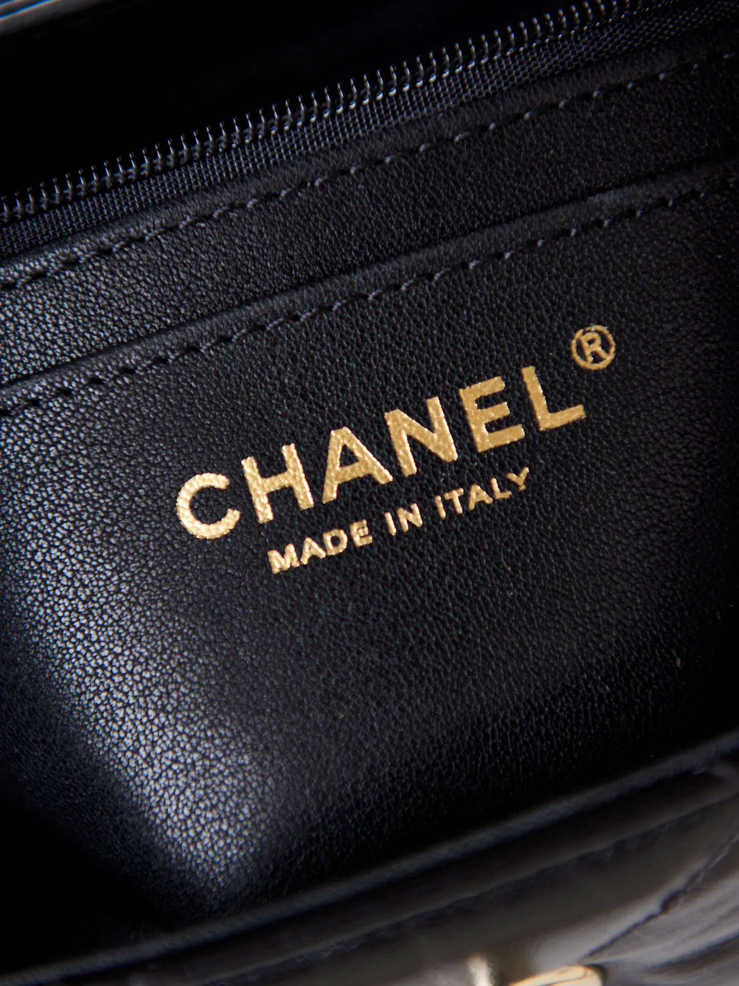 Women's Classic Handbags CHANEL 18065674