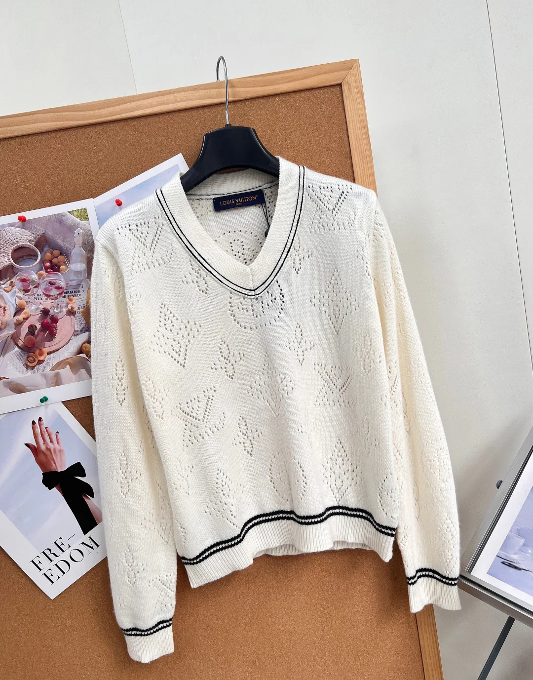 Women's Jumpers And Sweaters LOUIS VUITTON 17913788
