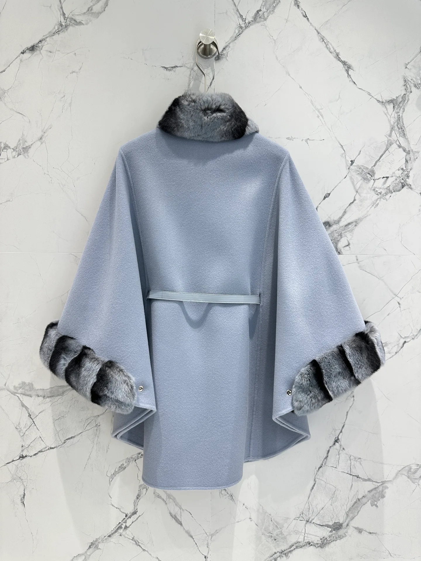 Women's Coats LORO PIANA 18513171