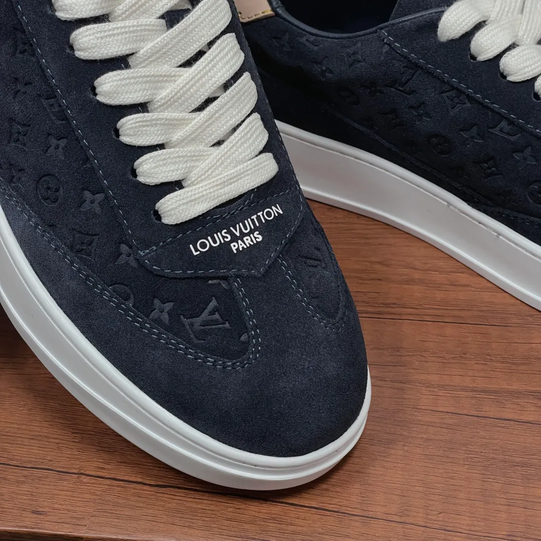 Men's Sneakers LOUIS VUITTON 17542452
