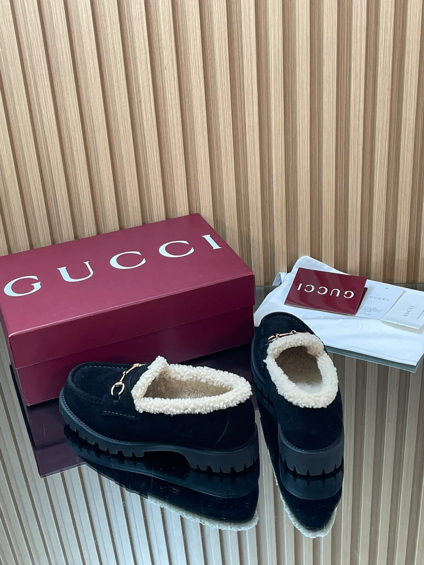 Women's Loafers And Moccasins GUCCI 18187060