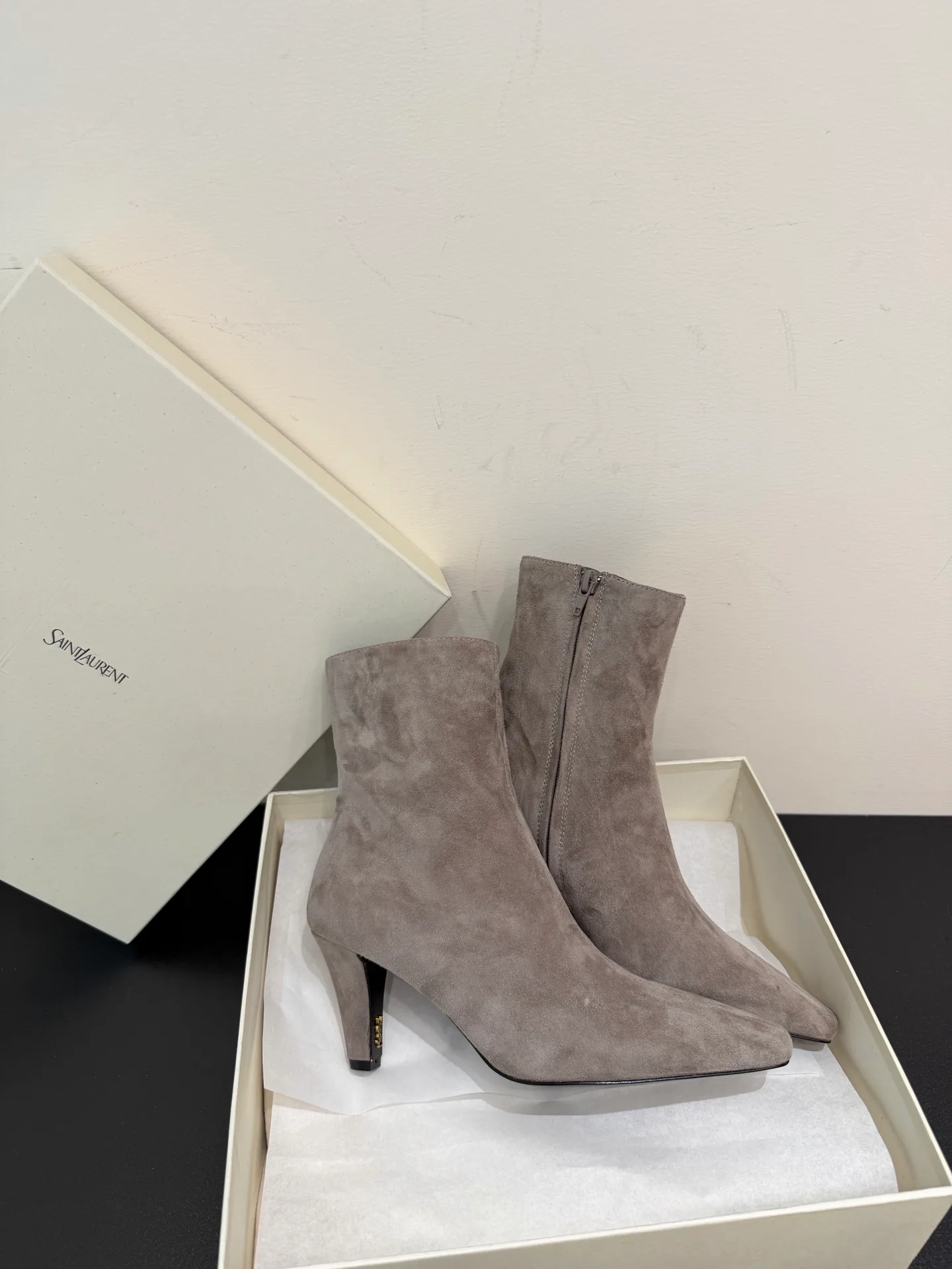Women's Booties SAINT LAURENT 18244941