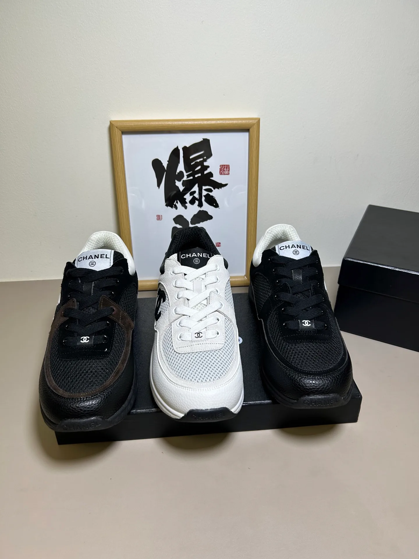 Women's Sneakers CHANEL 17954908