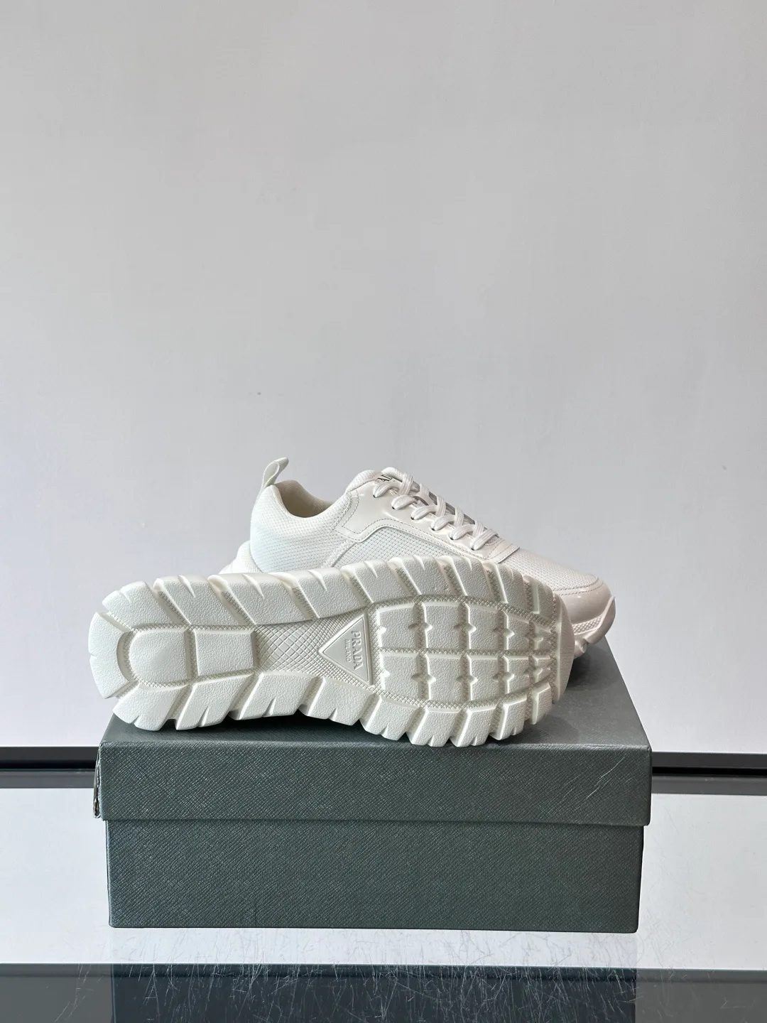 Men's Sneakers PRADA 17354135