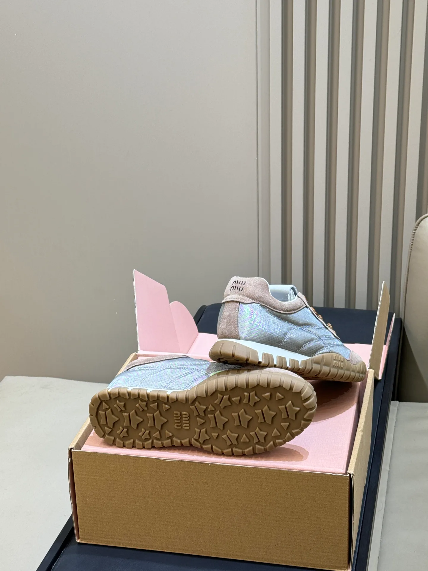 Women's Sneakers MIU MIU 18072943