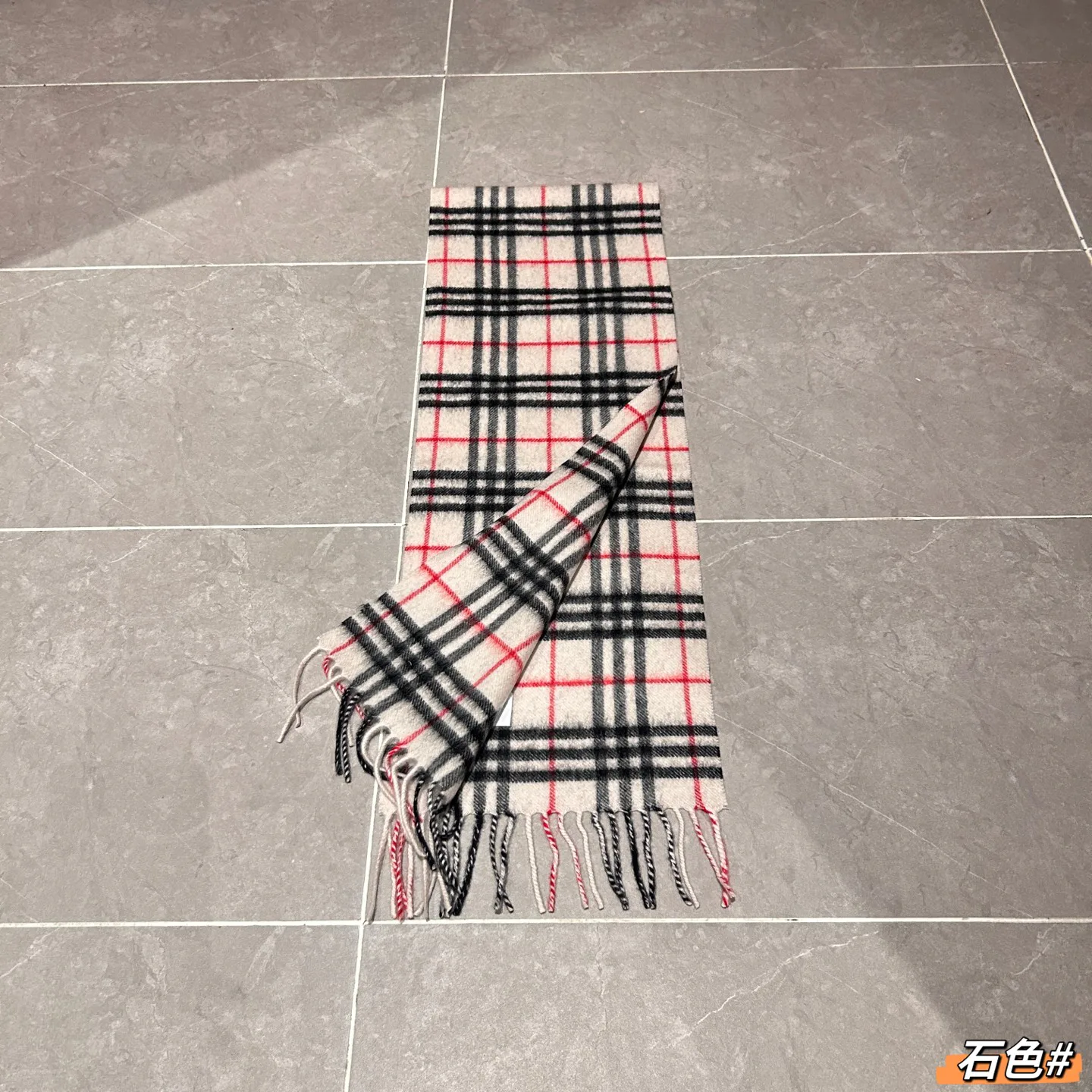 Scarves BURBERRY 18507397