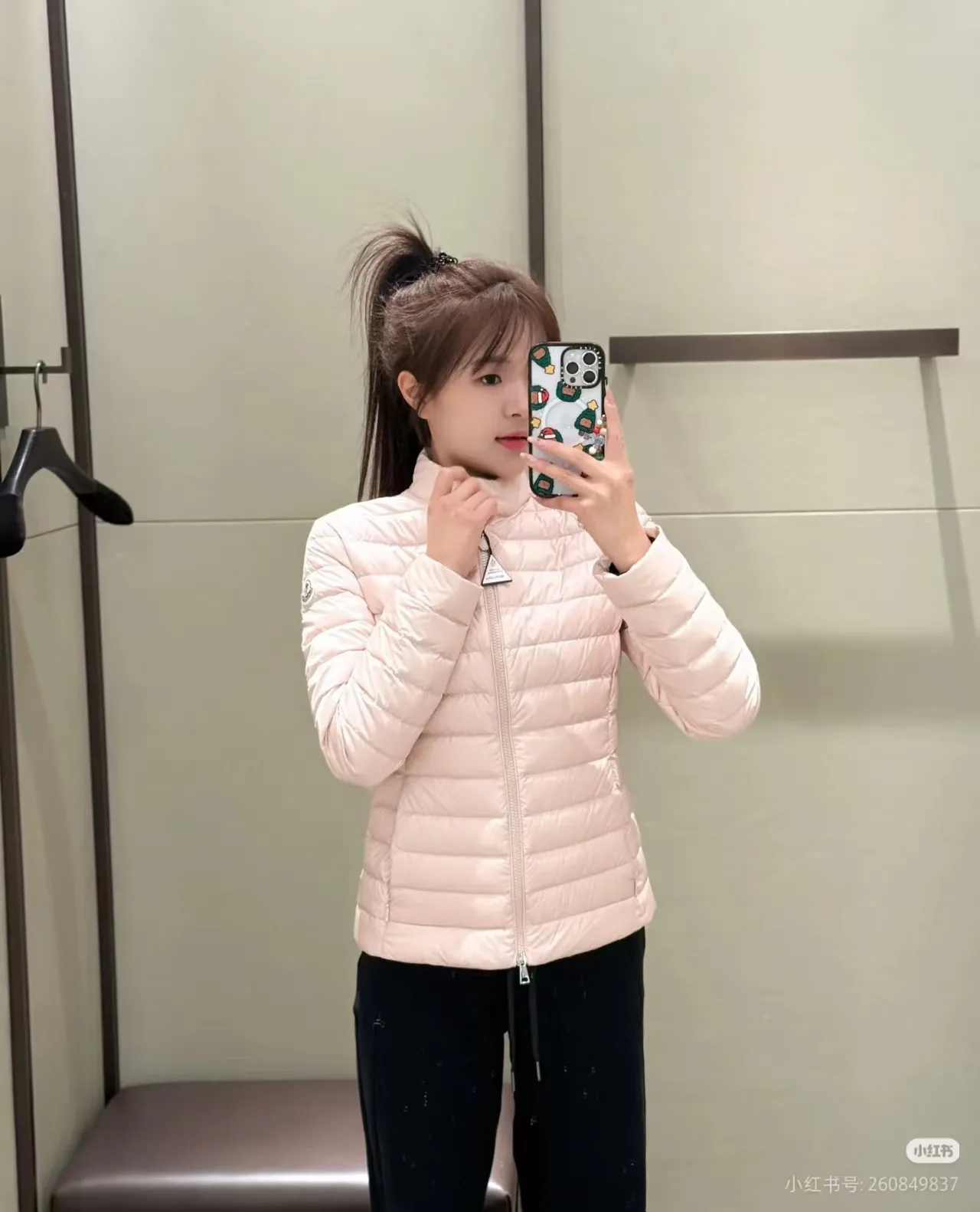 Women's Jackets And Down Jackets MONCLER 18044425