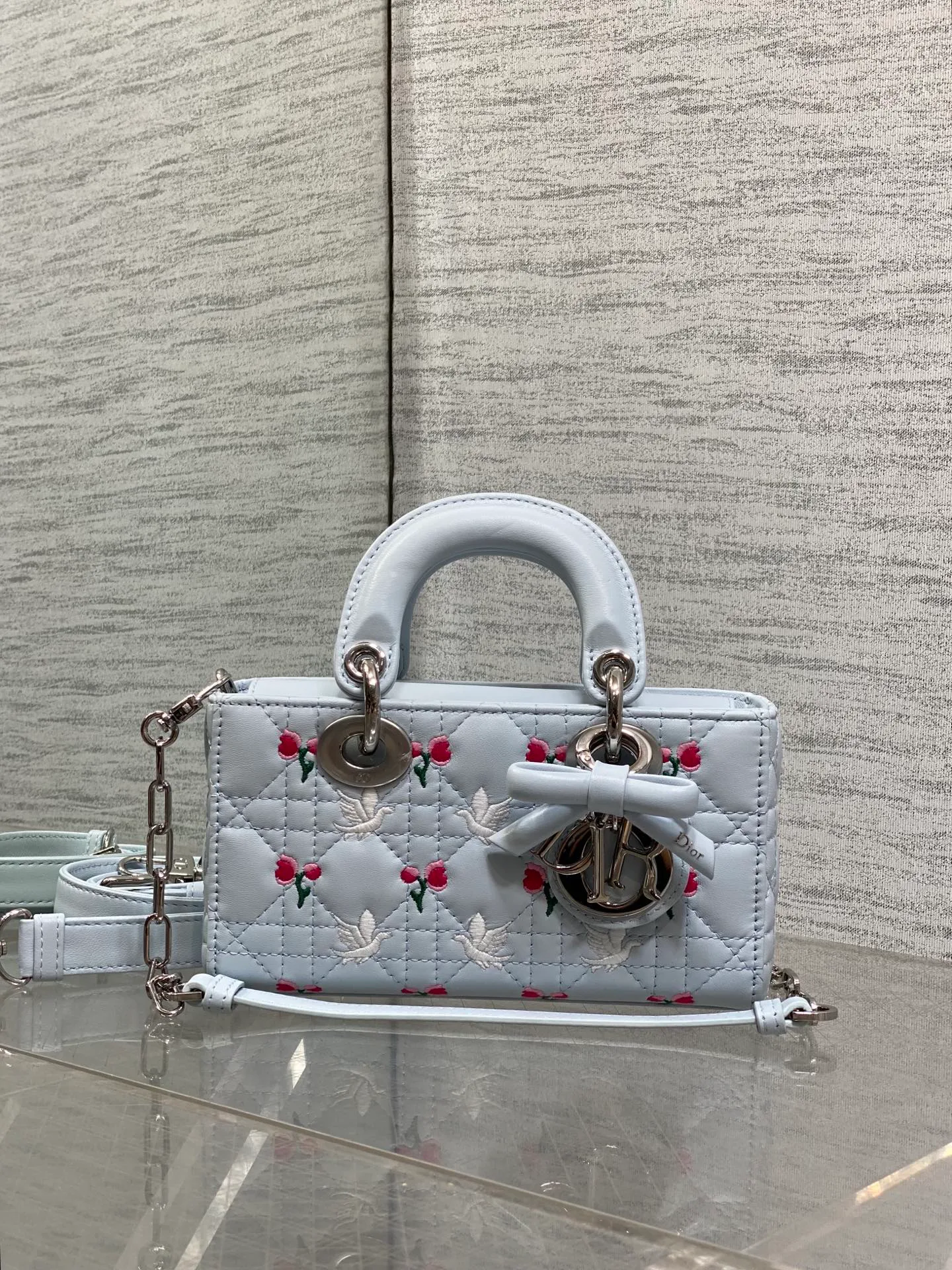 Women's Classic Handbags CHRISTIAN DIOR 17601320