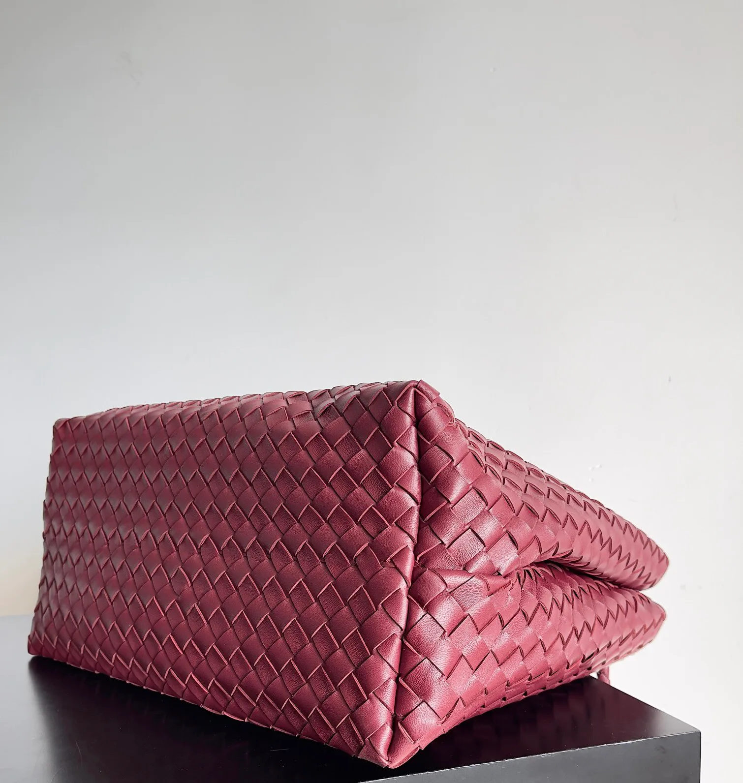 Women's Classic Handbags BOTTEGA VENETA 17972837