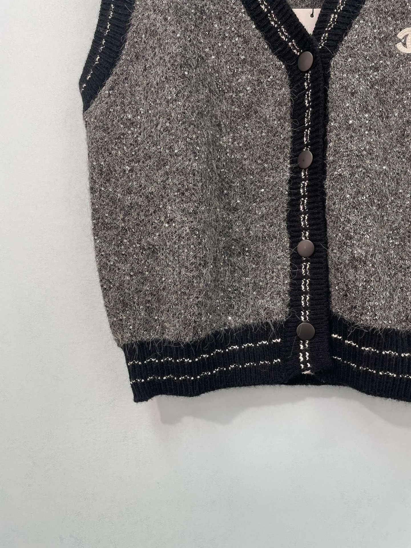 Women's Vests CHANEL 18151989