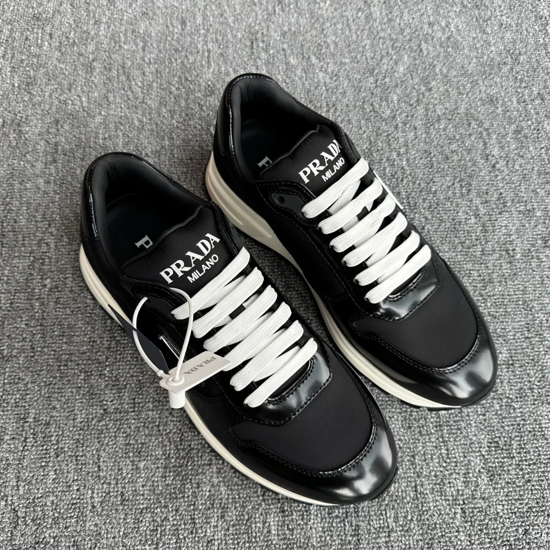 Women's Sneakers PRADA 18445311