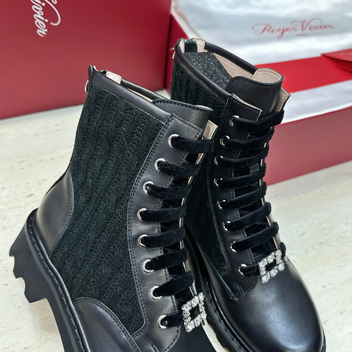 Women's Ankle Boots ROGER VIVIER 18256241