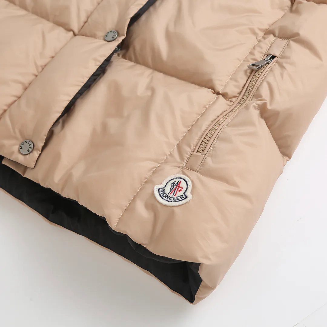 Women's Vests MONCLER 18265683