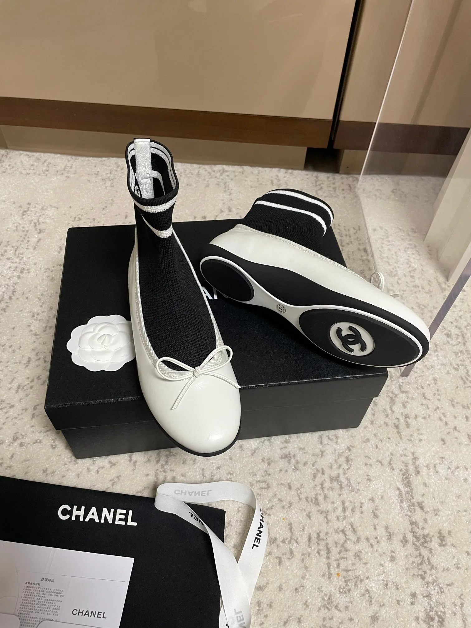 Women's Ballet Flats CHANEL 17946654
