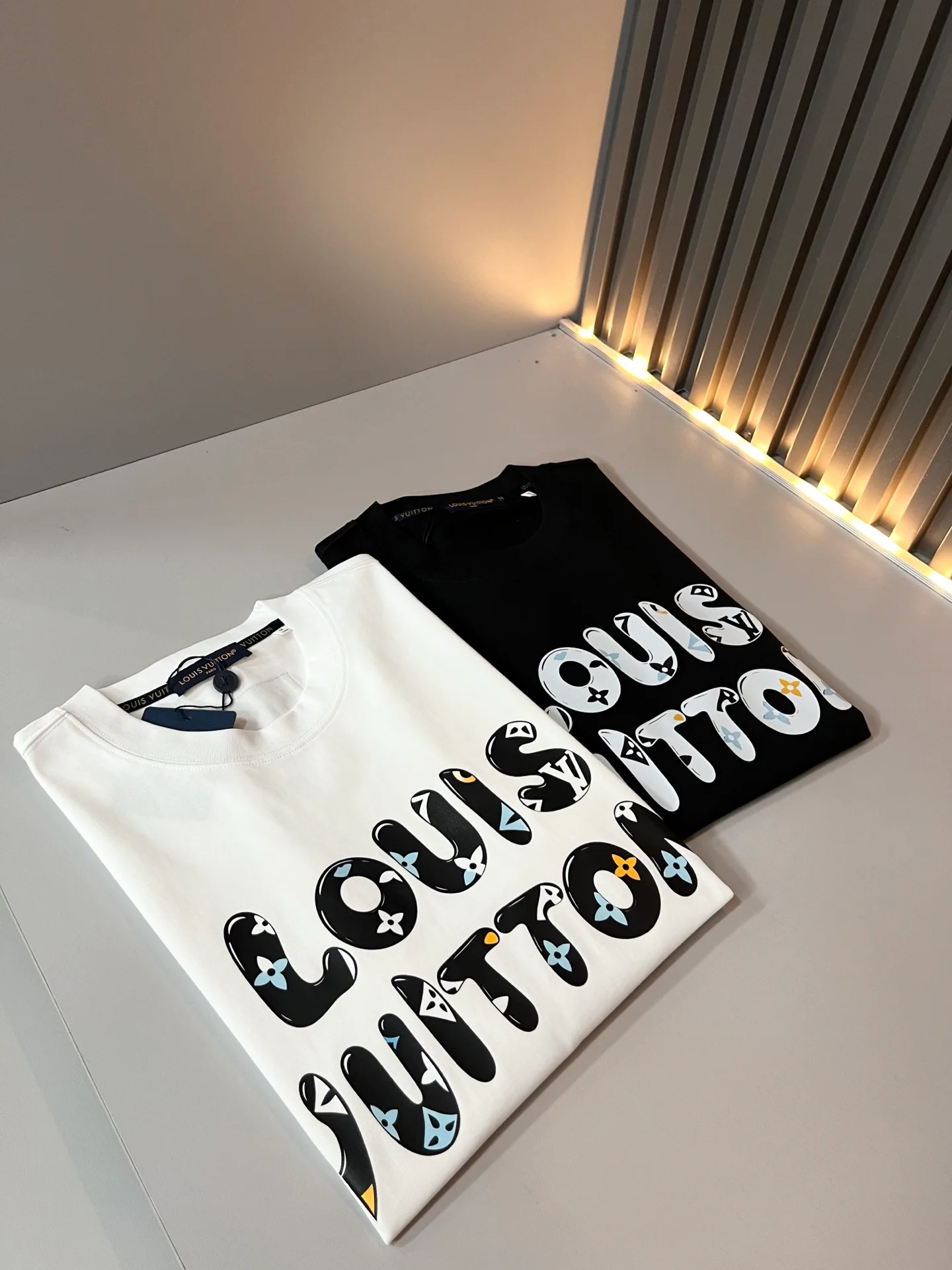 Men's T-Shirts LOUIS VUITTON 18495643