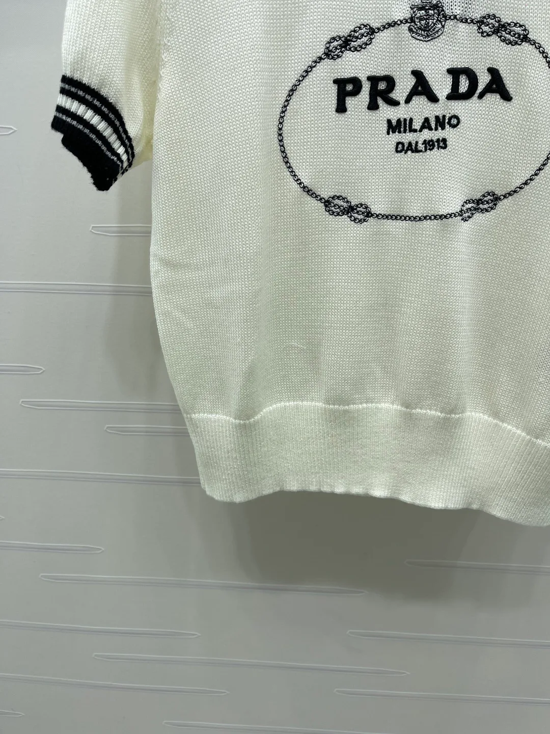 Women's T-Shirts PRADA 17612804