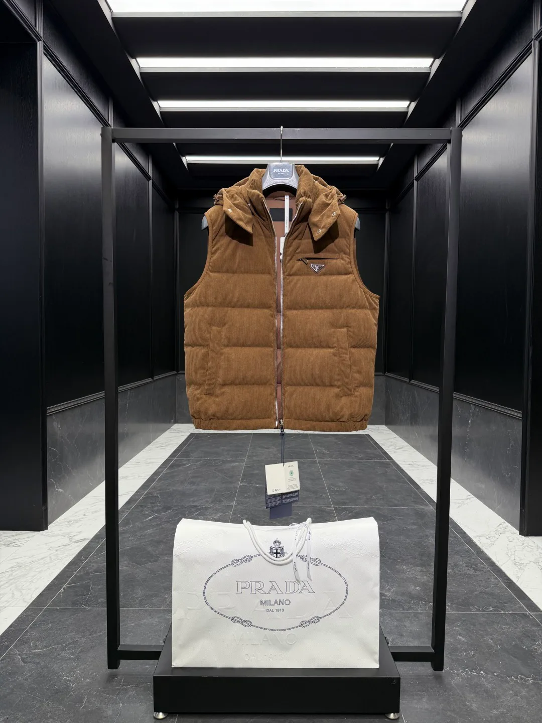 Men's Vests PRADA 18416877