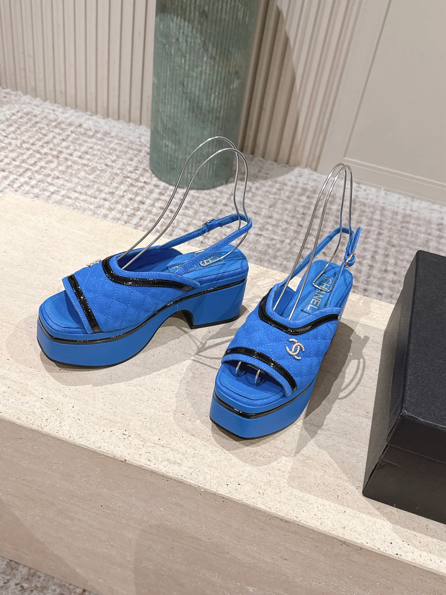 Women's Open-Toe Sandals CHANEL 18142646