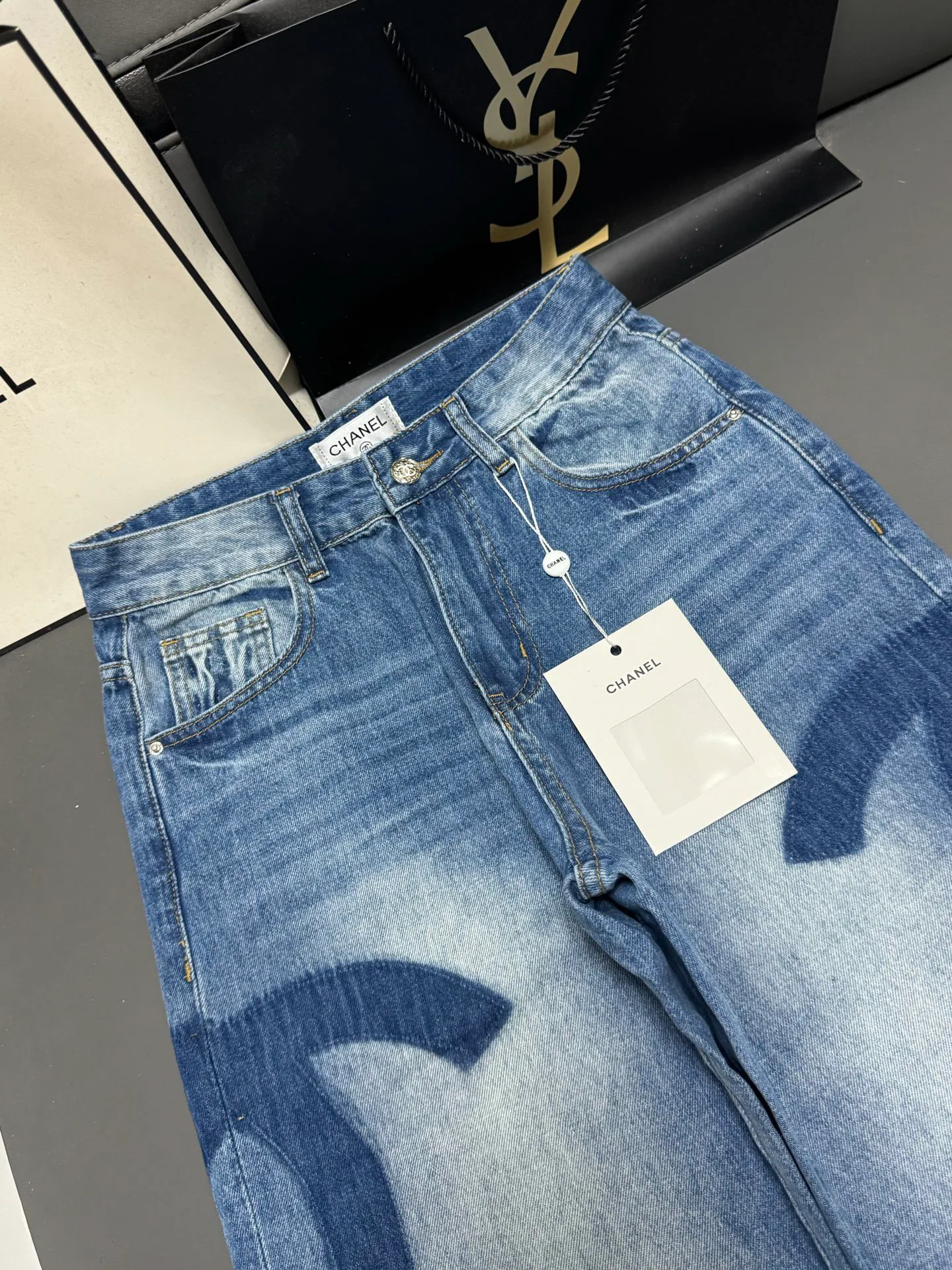 Women's Jeans CHANEL 16897522