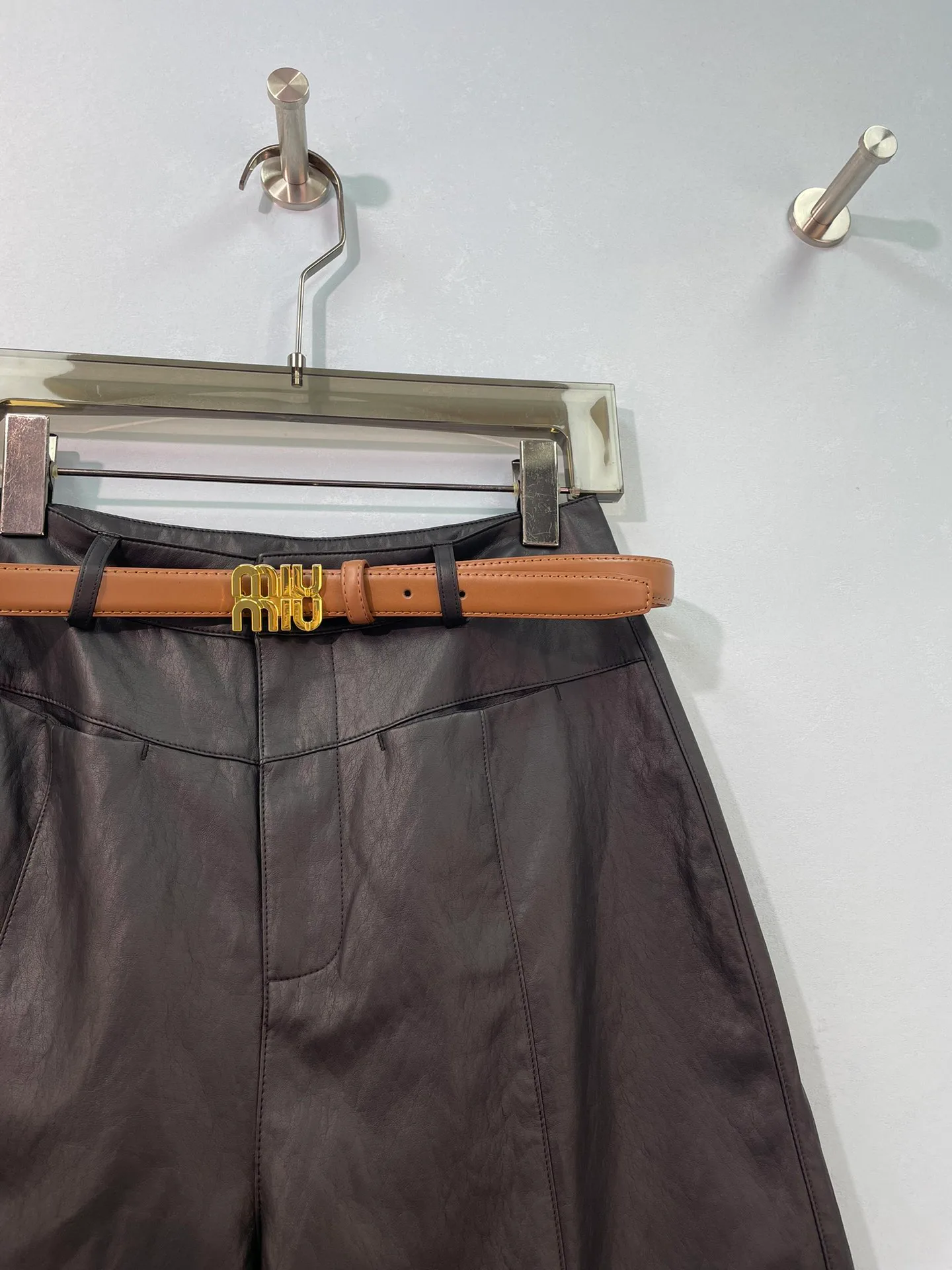 Women's Shorts MIU MIU 18151872