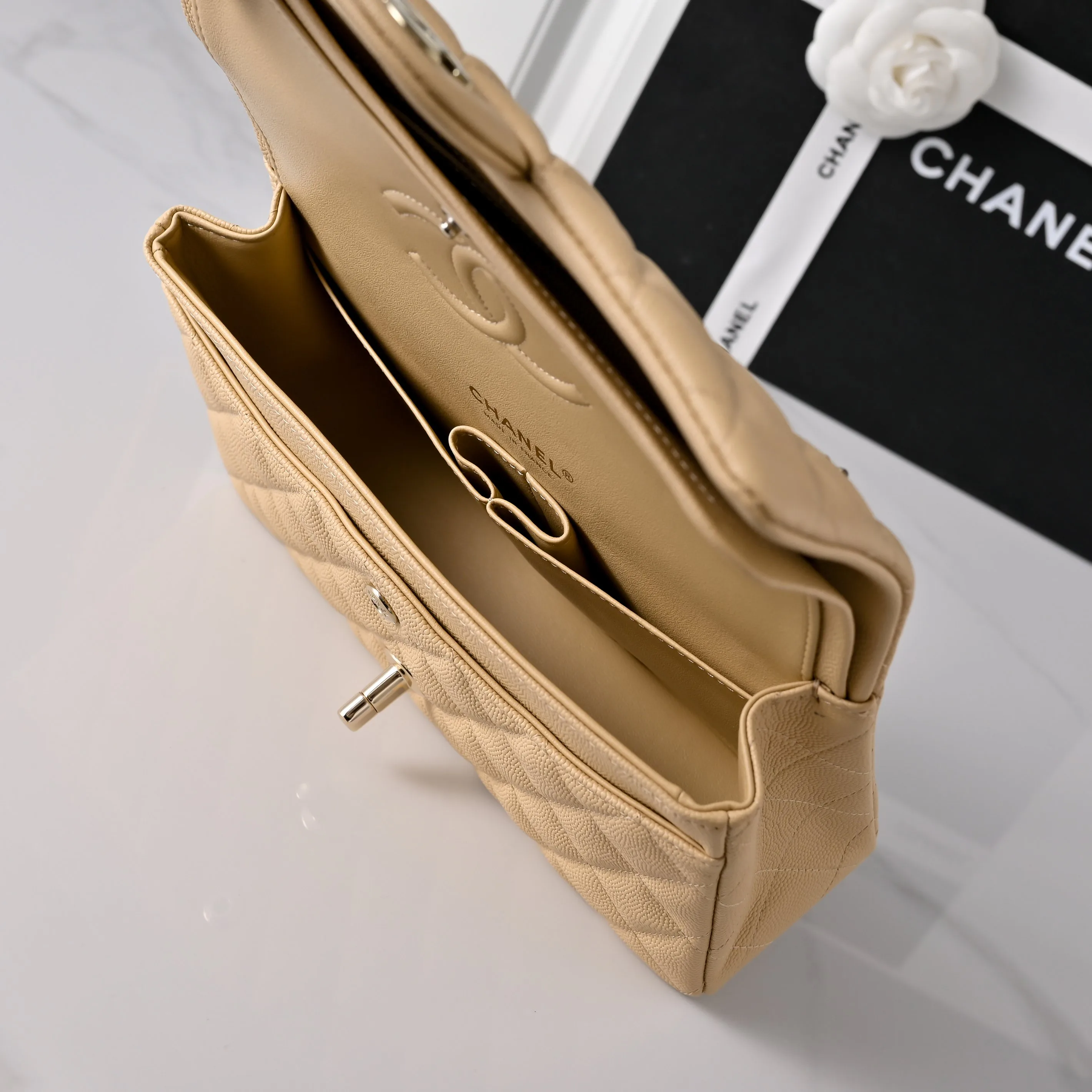 Women's Classic Handbags CHANEL 18147975