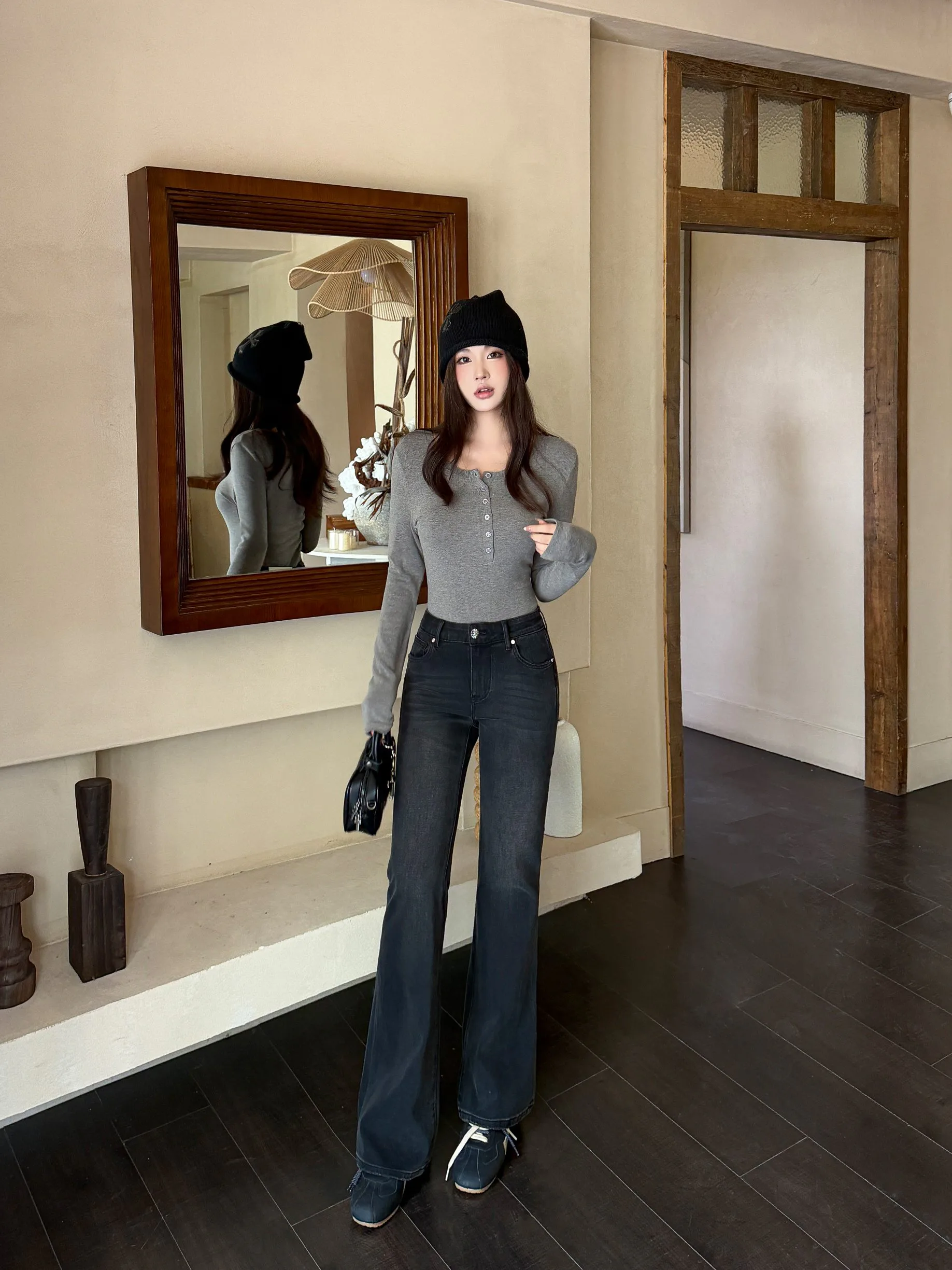 Women's Jeans CHANEL 18031979