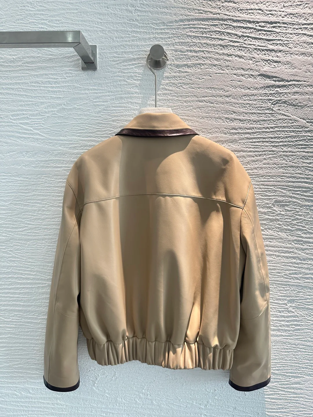 Women's Leather Jackets And Sheepskin Coats CHANEL 17471186