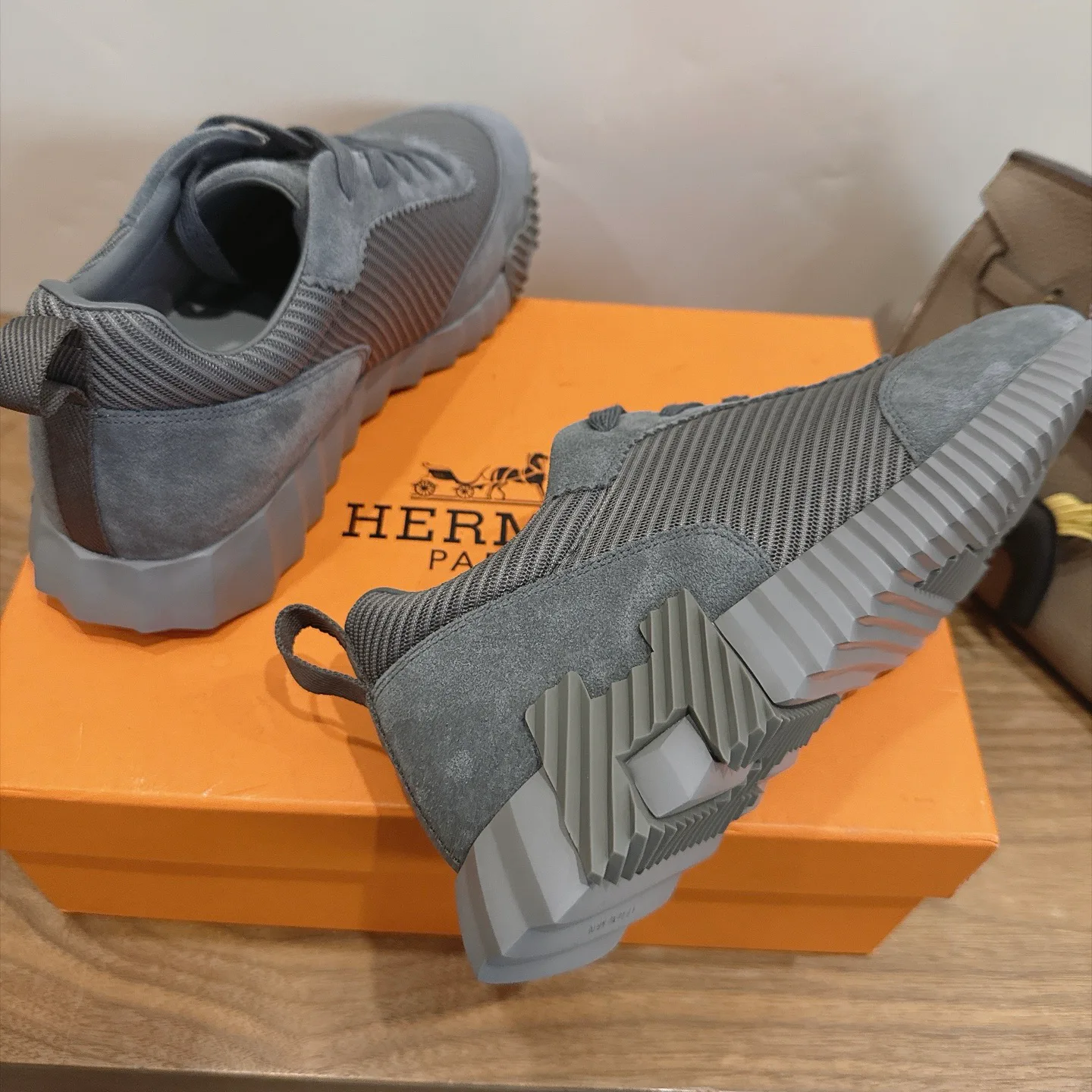 Men's Sneakers HERMES 17946715