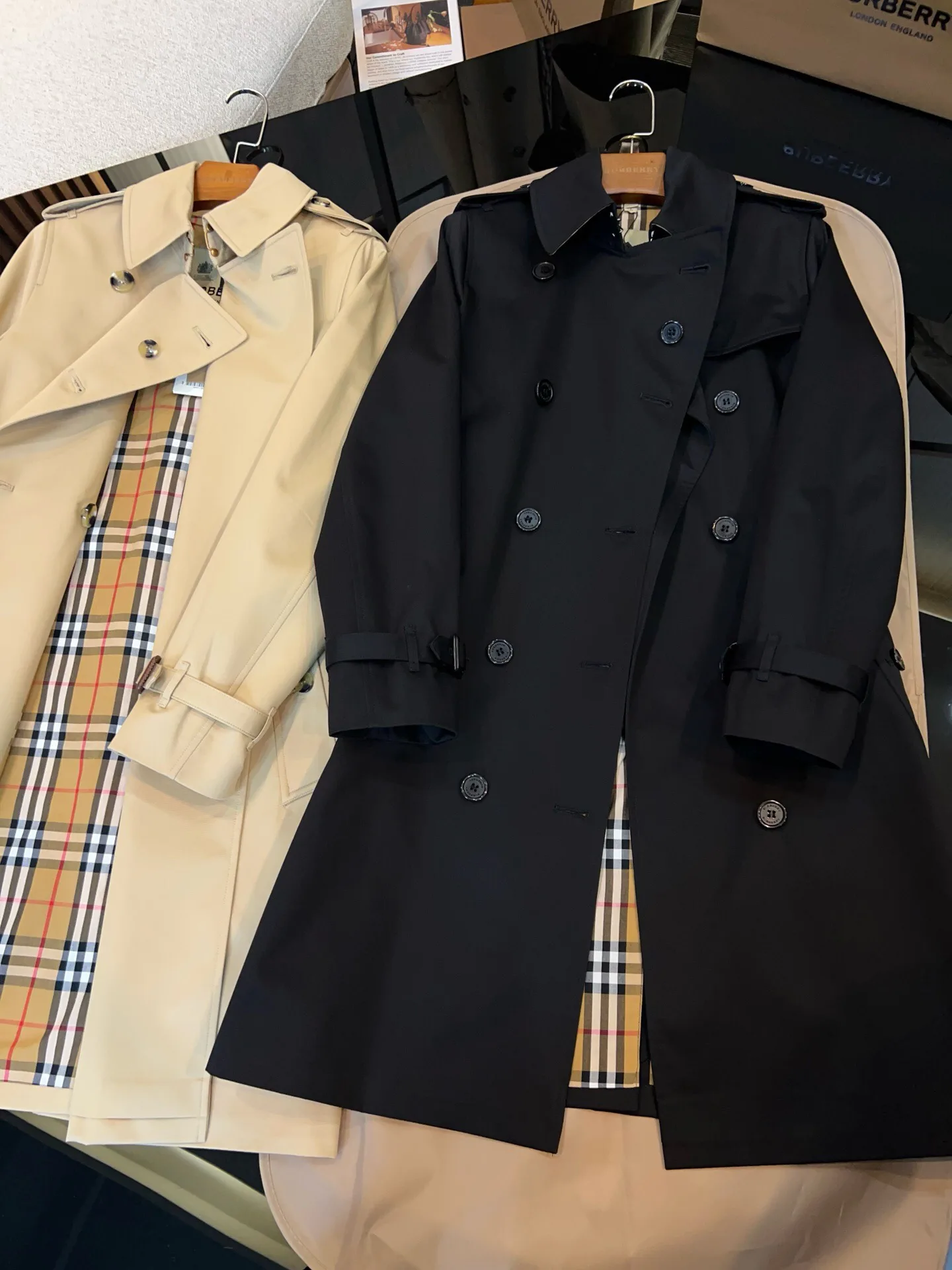 Women's Trench Coats BURBERRY 18145402
