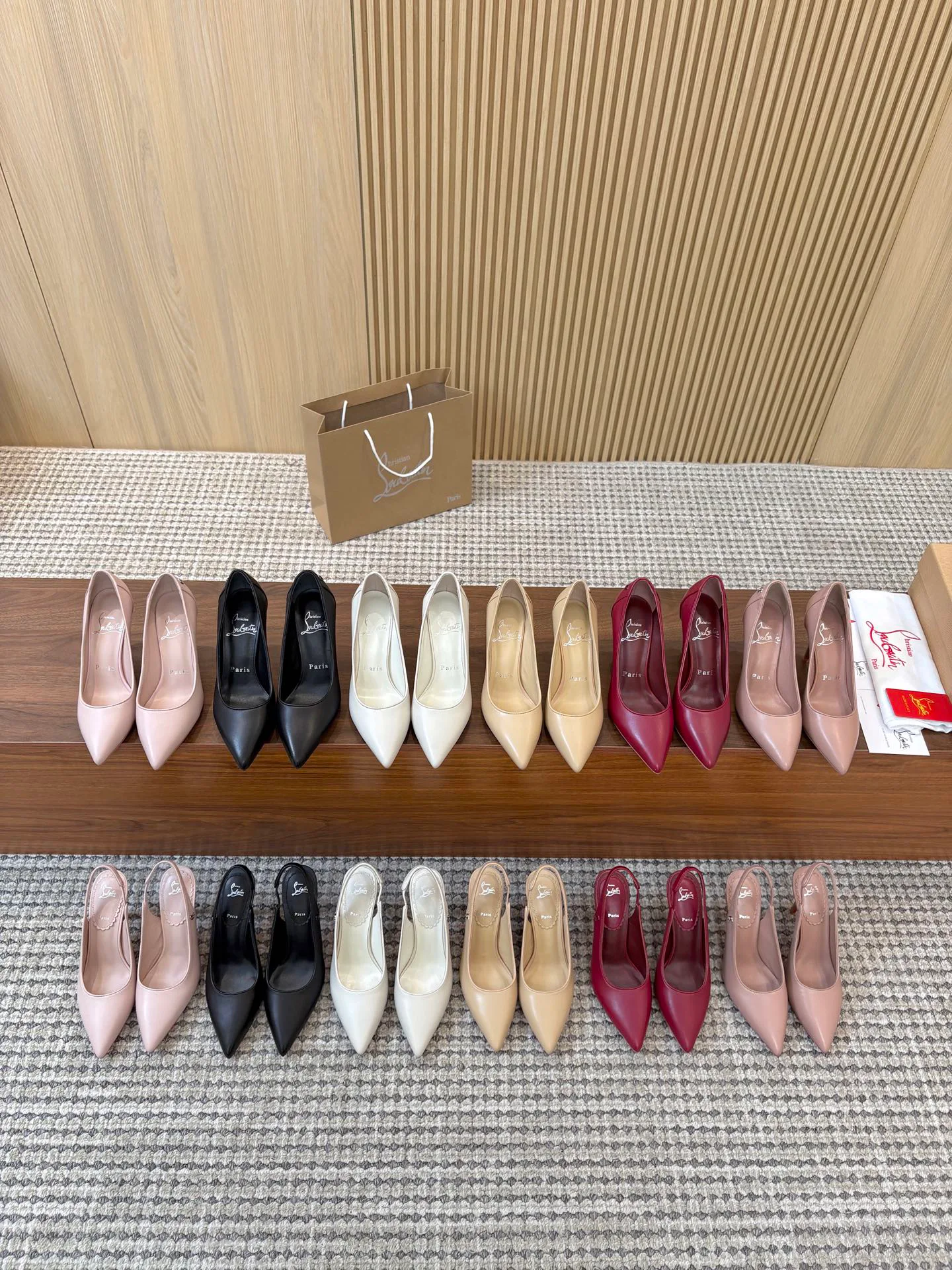 Women's Heels CHRISTIAN LOUBOUTIN 17956959