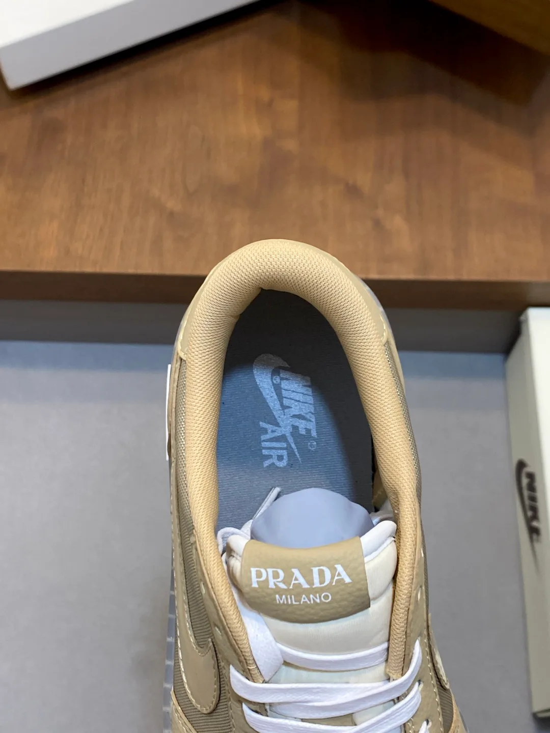 Men's Sneakers PRADA 18274570