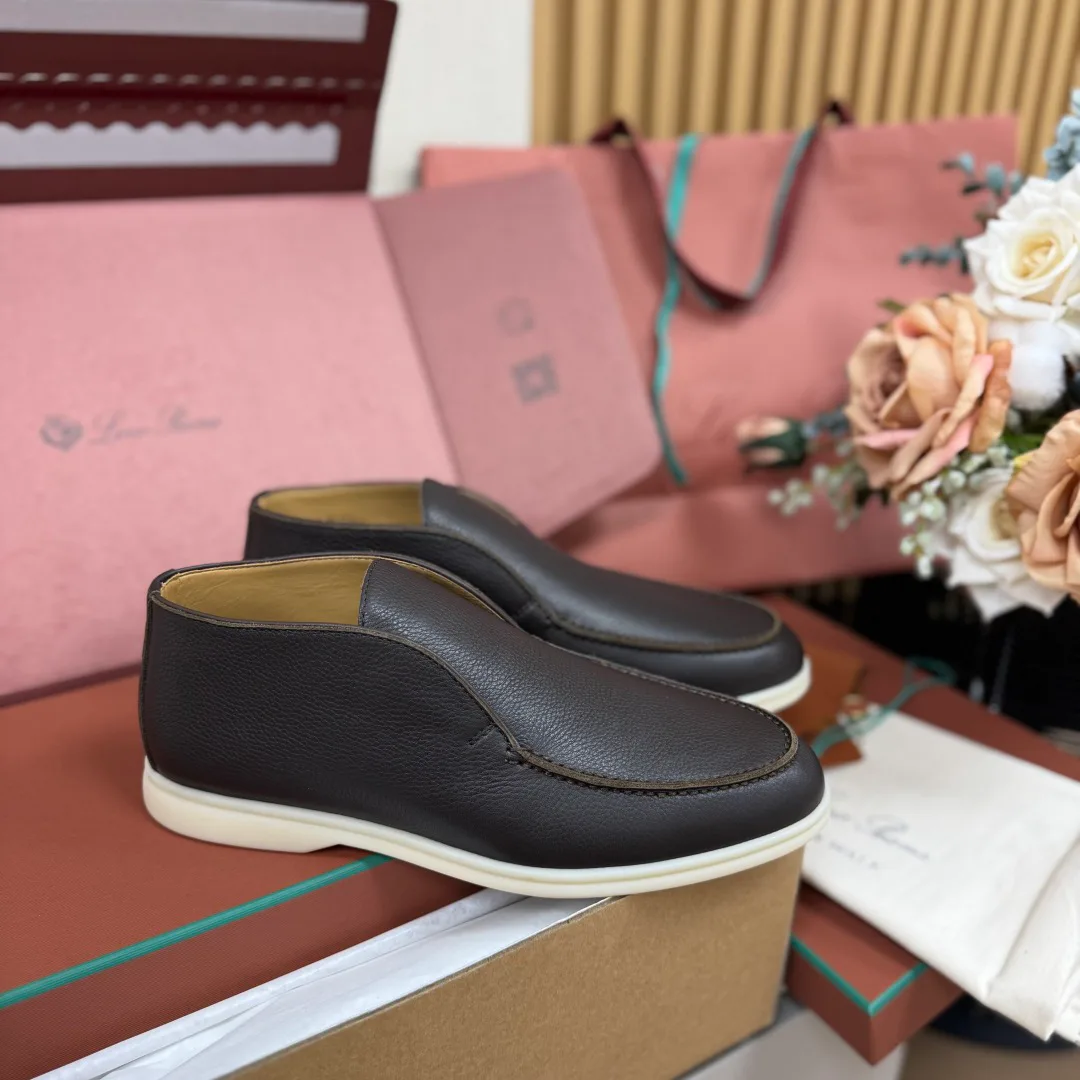 Men's Loafers And Dress Shoes LORO PIANA 18101816