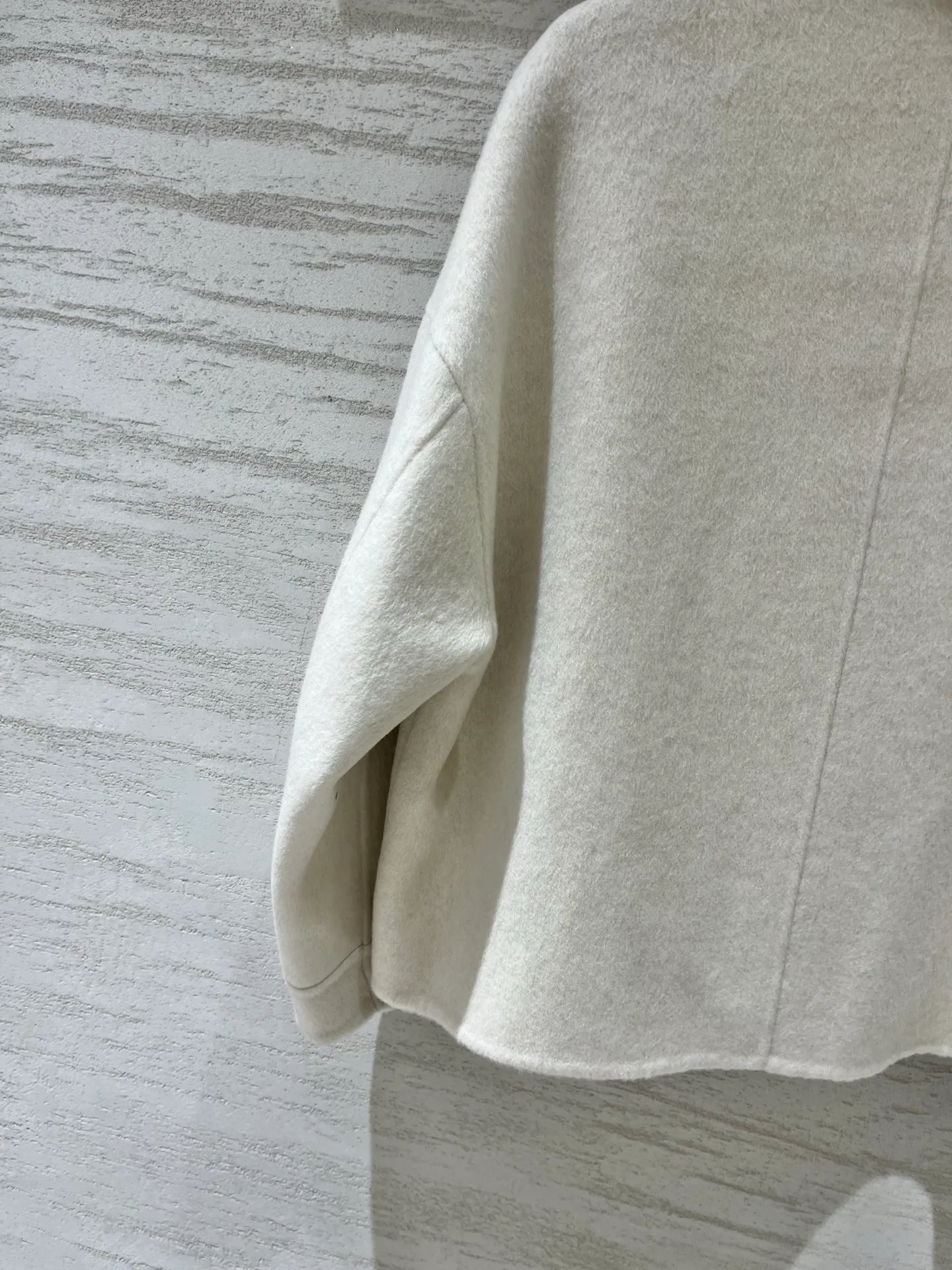 Women's Jackets And Down Jackets JACQUEMUS 18533346