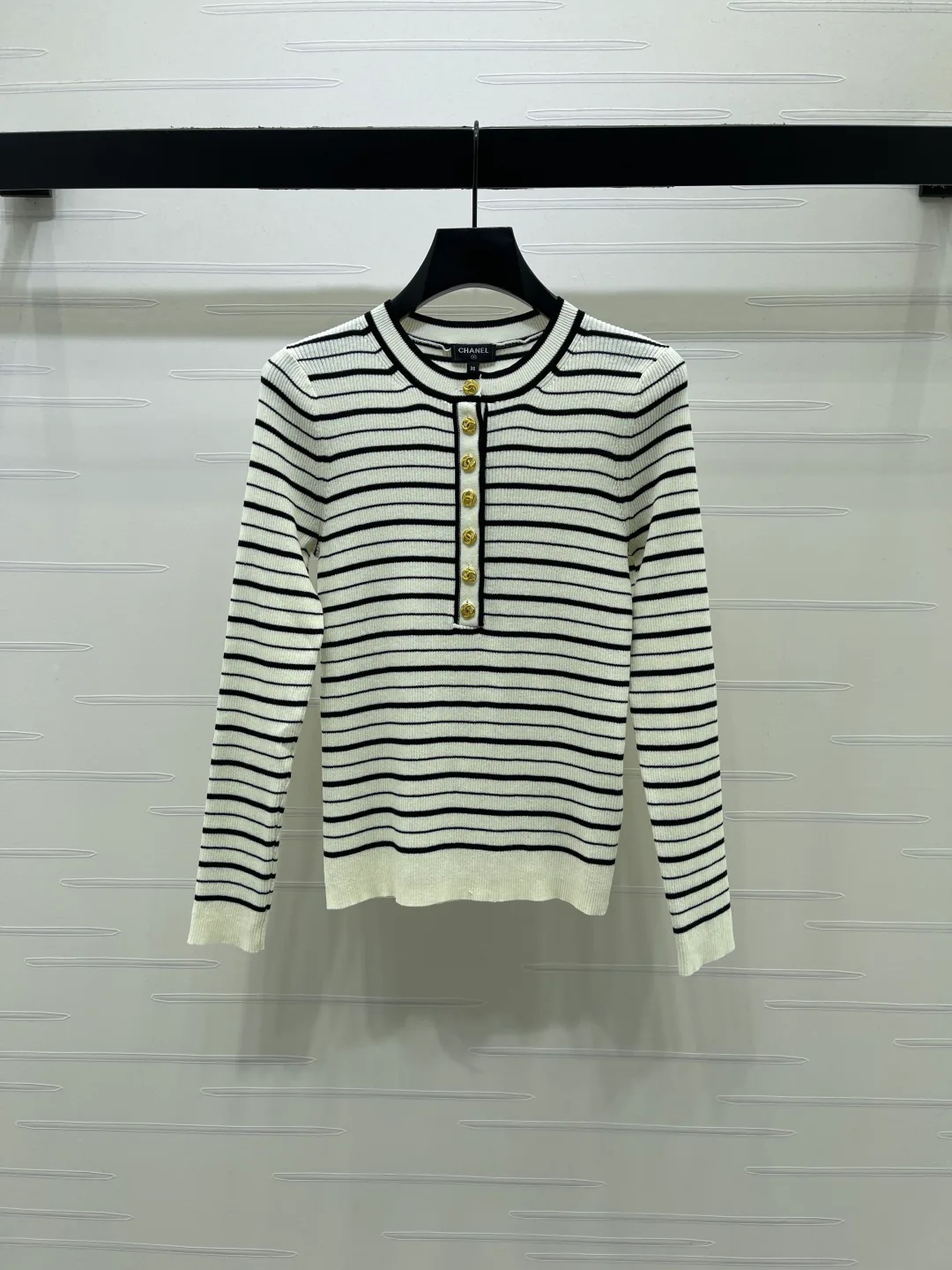Women's Jumpers And Sweaters CHANEL 17681881