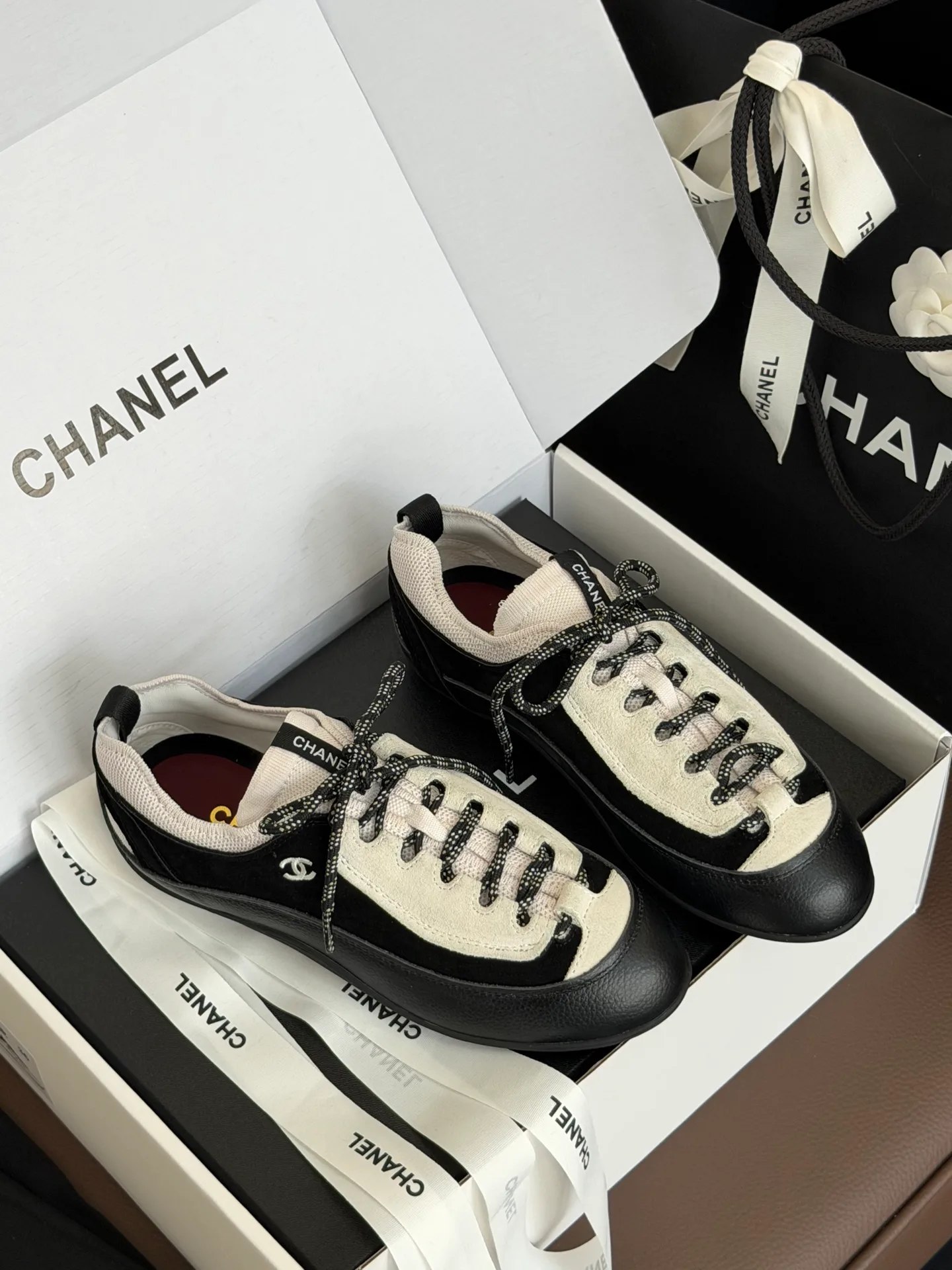 Women's Sneakers CHANEL 18073597